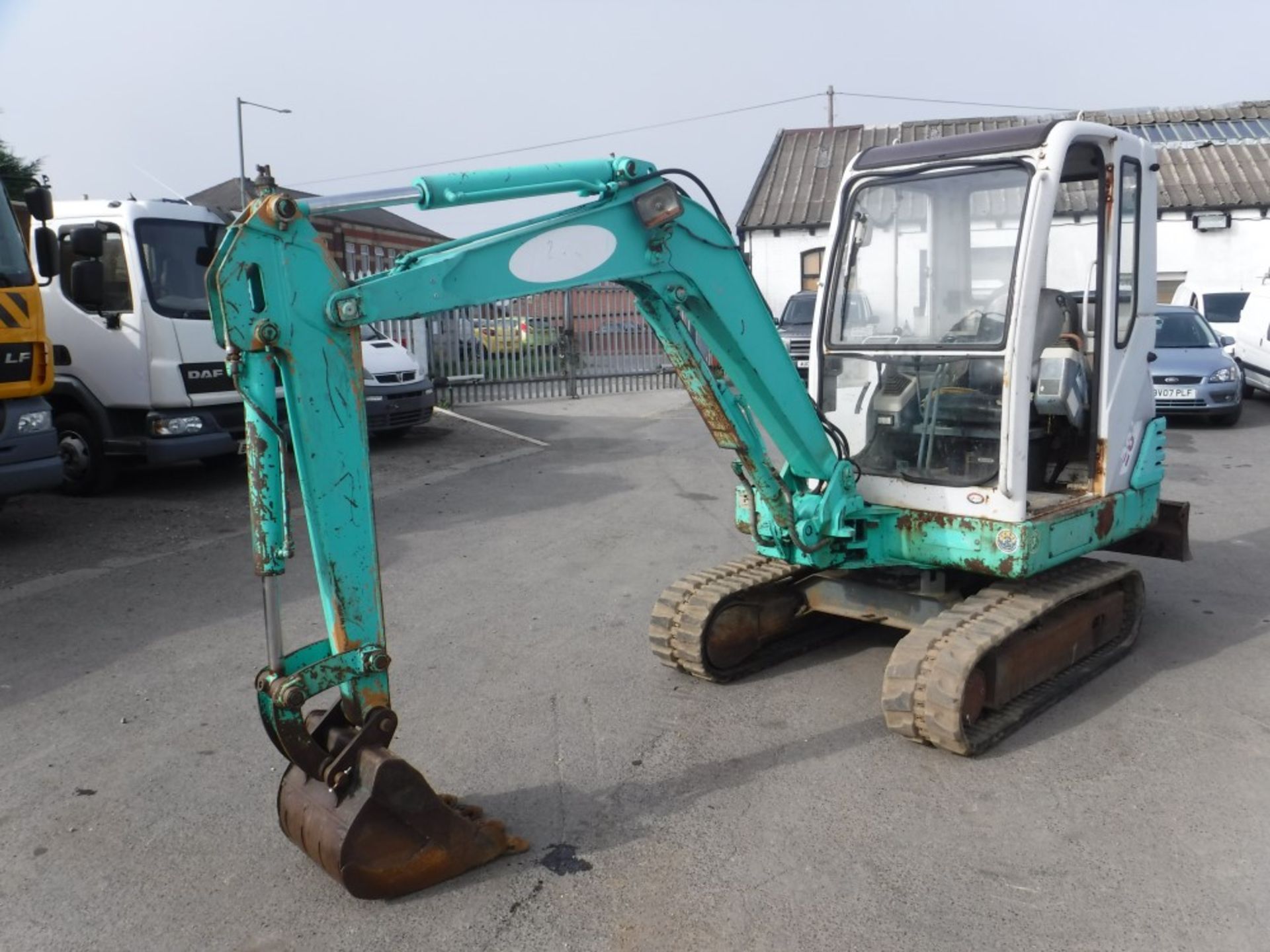 IHI 28J MINI EXCAVATOR, 9308 HOURS (IMPORTED FROM JAPAN) [+ VAT]