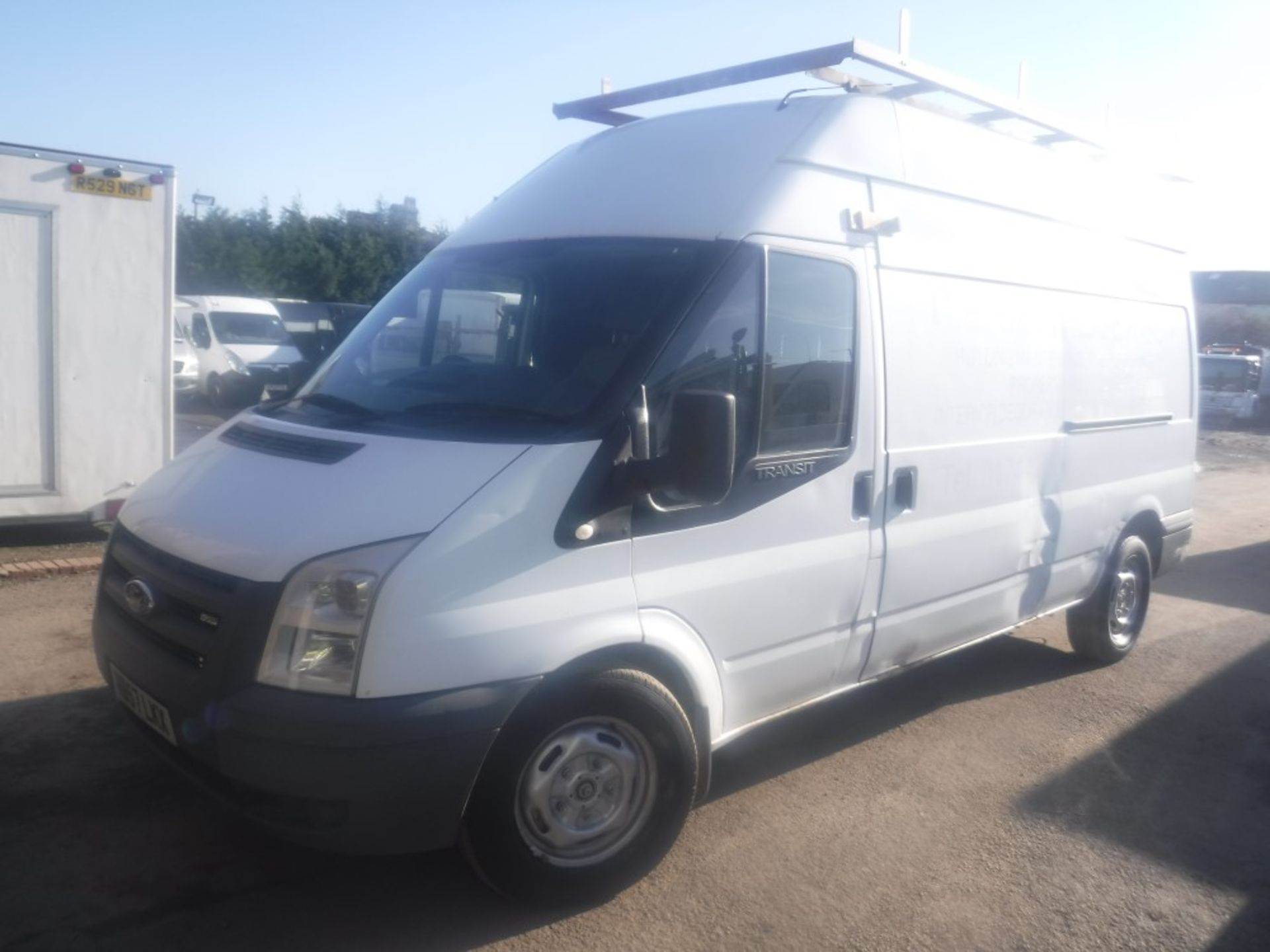 57 reg FORD TRANSIT 100 T350L LWB, 1ST REG 12/07, 90223M NOT WARRANTED, V5 HERE, 3 FORMER KEEPERS [ - Image 2 of 5