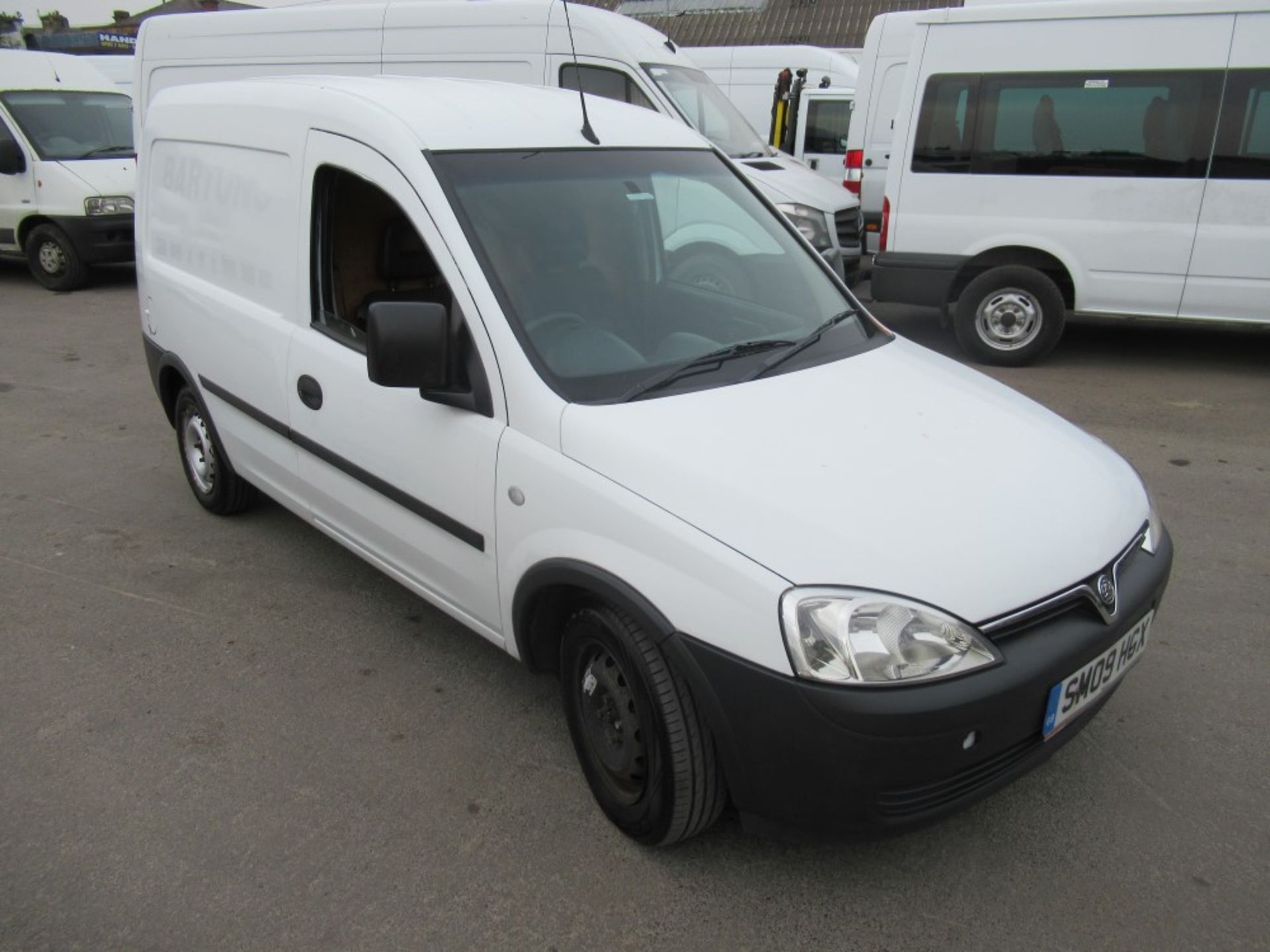 09 reg VAUXHALL COMBO 1700 CDTI VAN, 1ST REG 05/09, TEST 05/19, 166301M NOT WARRANTED, V5 HERE, 1