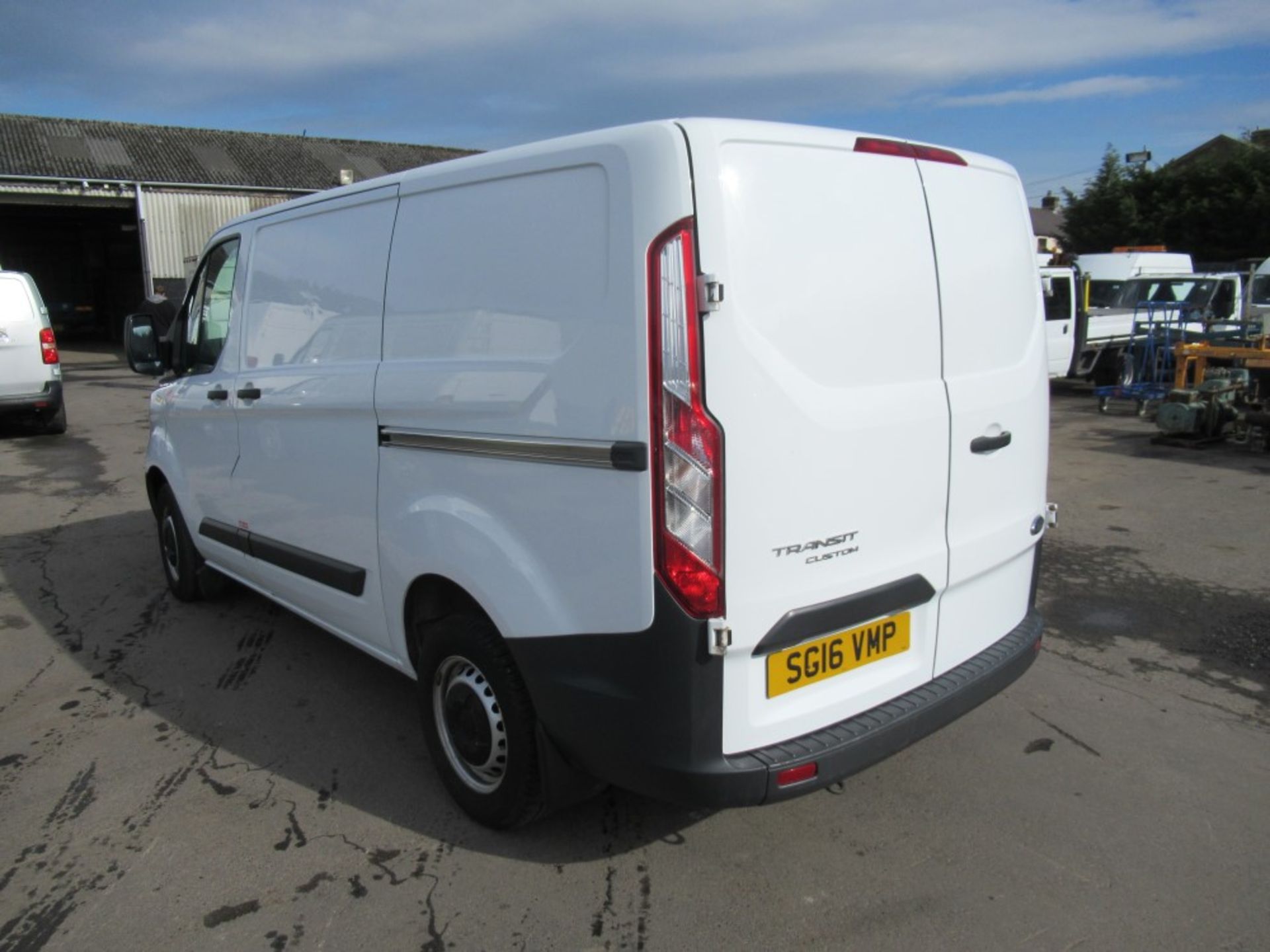 16 reg FORD TRANSIT CUSTOM 270 ECO TECH VAN, 1ST REG 04/16, 54494M, V5 HERE, 1 OWNER FROM NEW [+ - Image 3 of 6