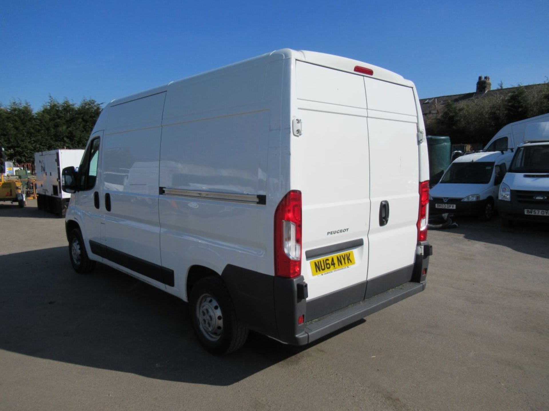 64 reg PEUGEOT BOXER 335 HDI VAN, 1ST REG 10/14, TEST 08/19, 115185M WARRANTED, V5 HERE, 1 FORMER - Bild 3 aus 6