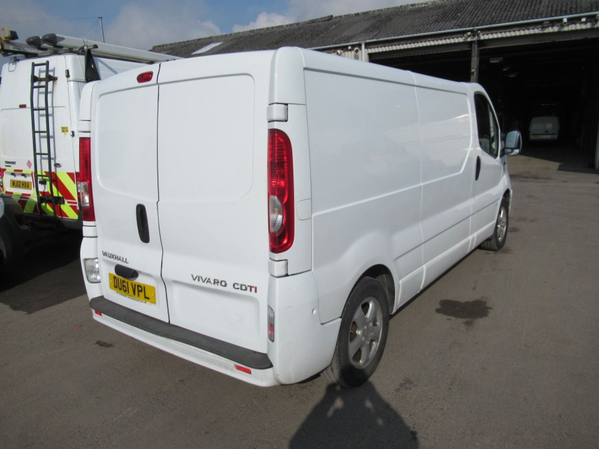 61 reg VAUXHALL VIVARO 2900 SPORT CDTI, 1ST REG 10/11,TEST 04/20, 153385M WARRANTED, V5 HERE, 1 - Bild 4 aus 7