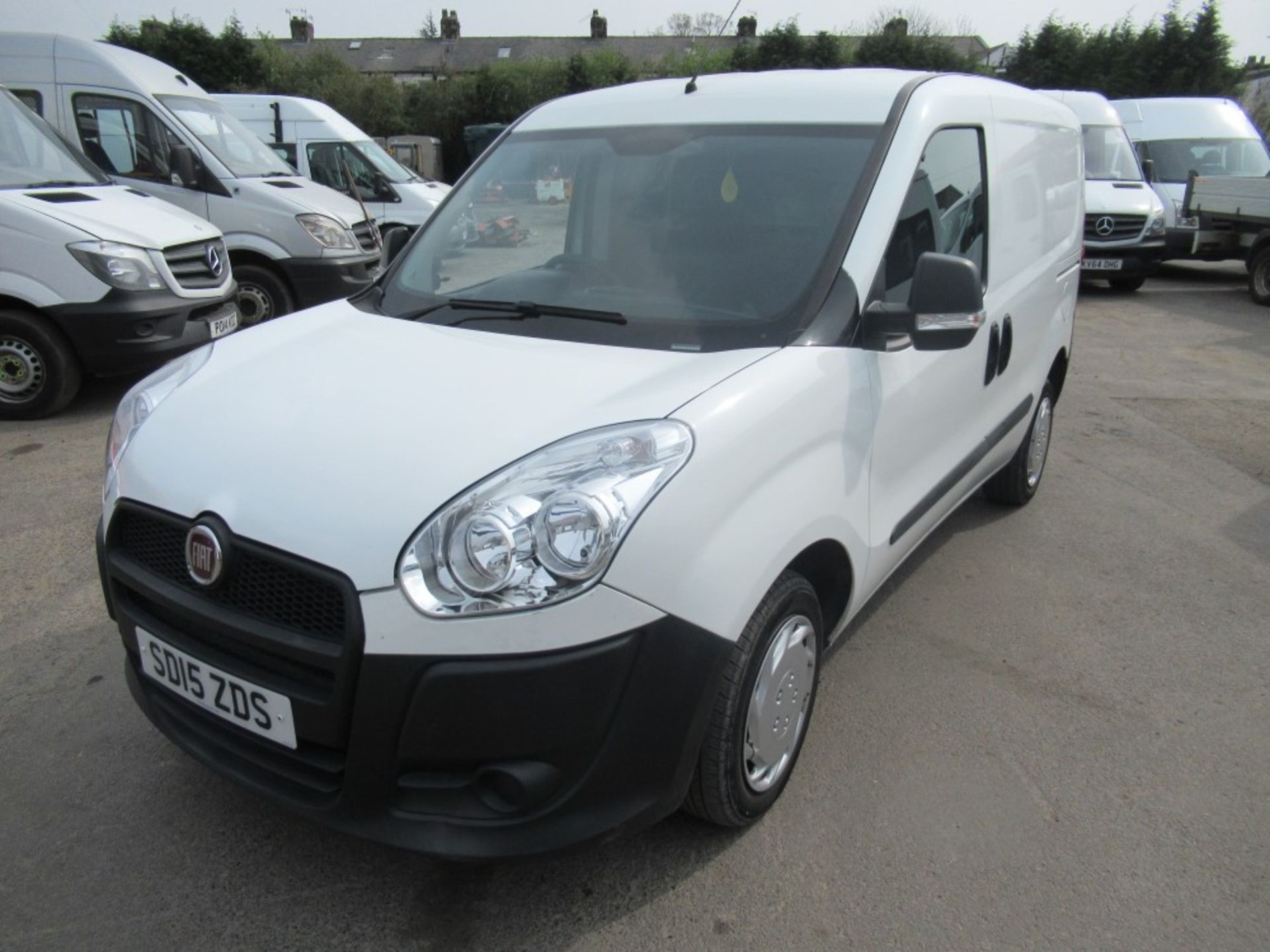 15 reg FIAT DOBLO 16V MULTIJET VAN, 1ST REG 04/15, TEST 01/20, 70831M WARRANTED, V5 HERE, 2 FORMER - Image 2 of 6