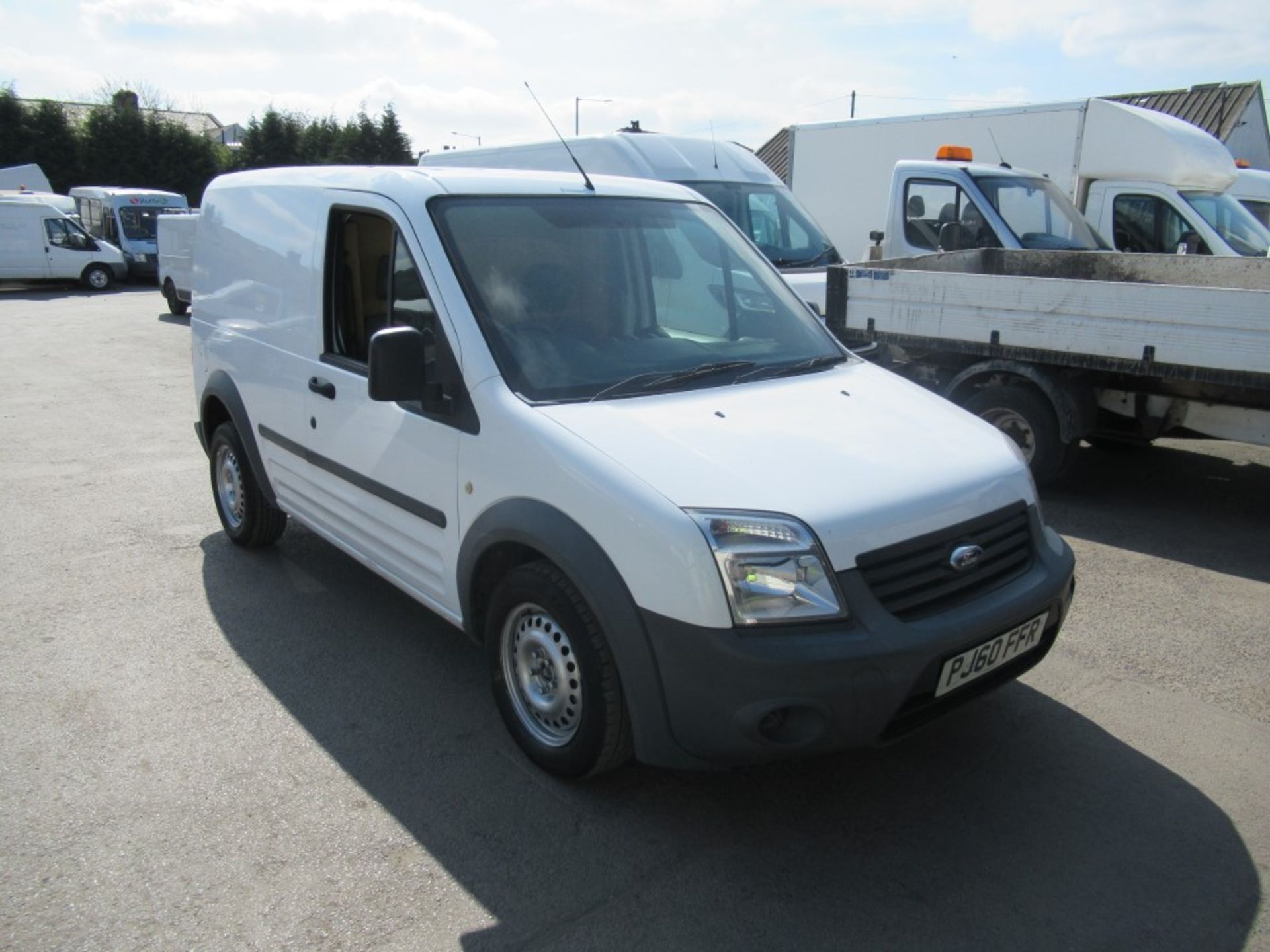 60 reg FORD TRANSIT CONNECT 75 T200 SWB, 1ST REG 11/10, TEST 06/19, 73442M NOT WARRATNED, V5 HERE, 1