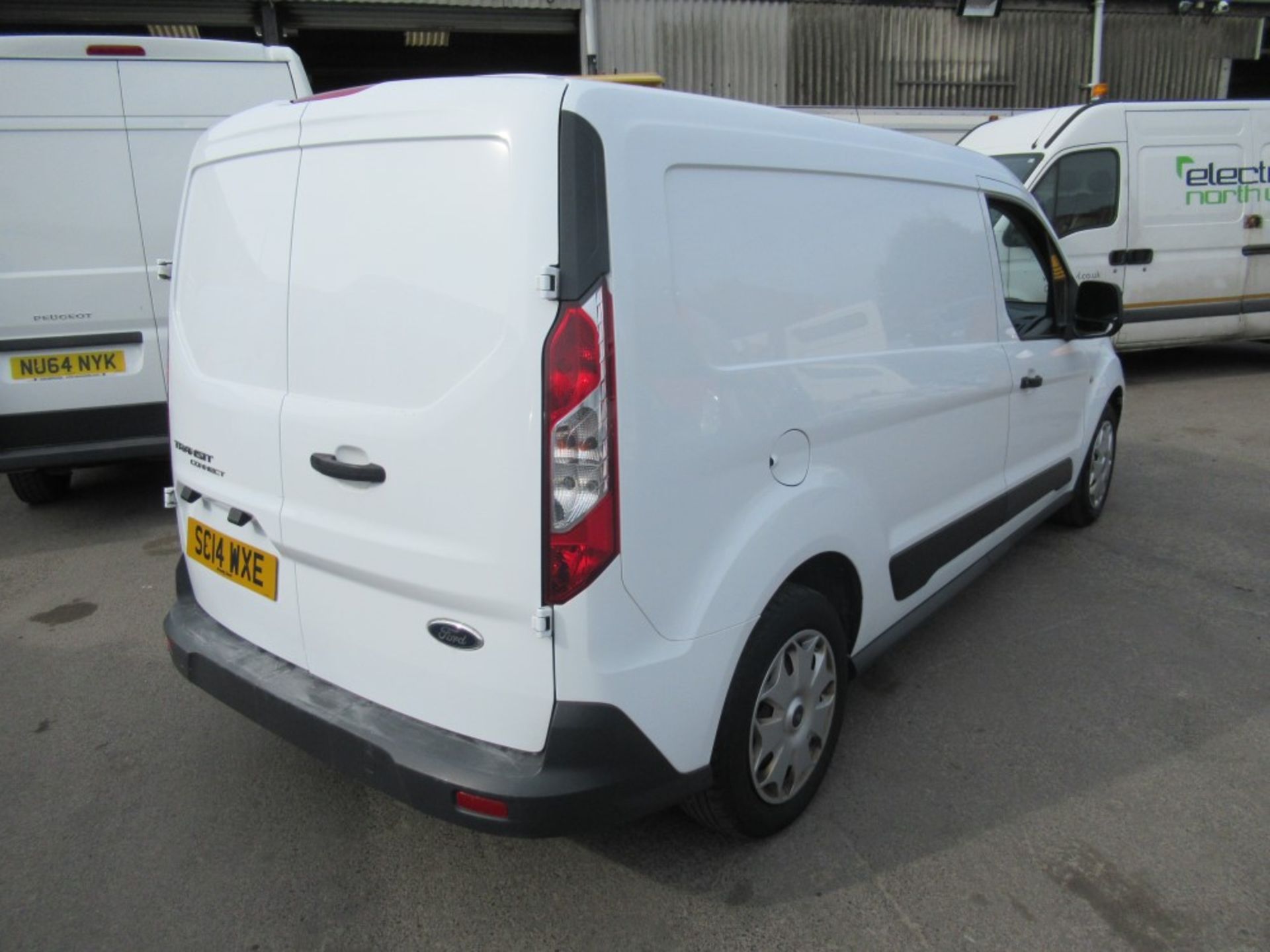 14 reg FORD TRANSIT CONNECT 240 TREND E-TEC, 1ST REG 06/14, TEST 06/19, 150076M WARRANTED, V5 - Image 4 of 6