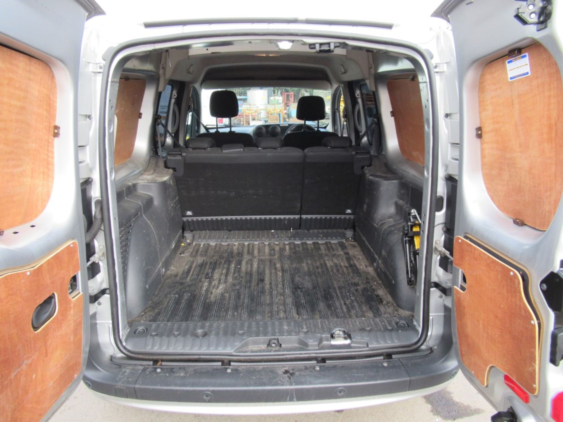 15 reg MERCEDES CITAN 109 CDI DUALINER, 1ST REG 03/15, TEST 04/20, 95602M WARRANTED, V5 HERE, 1 - Bild 5 aus 7