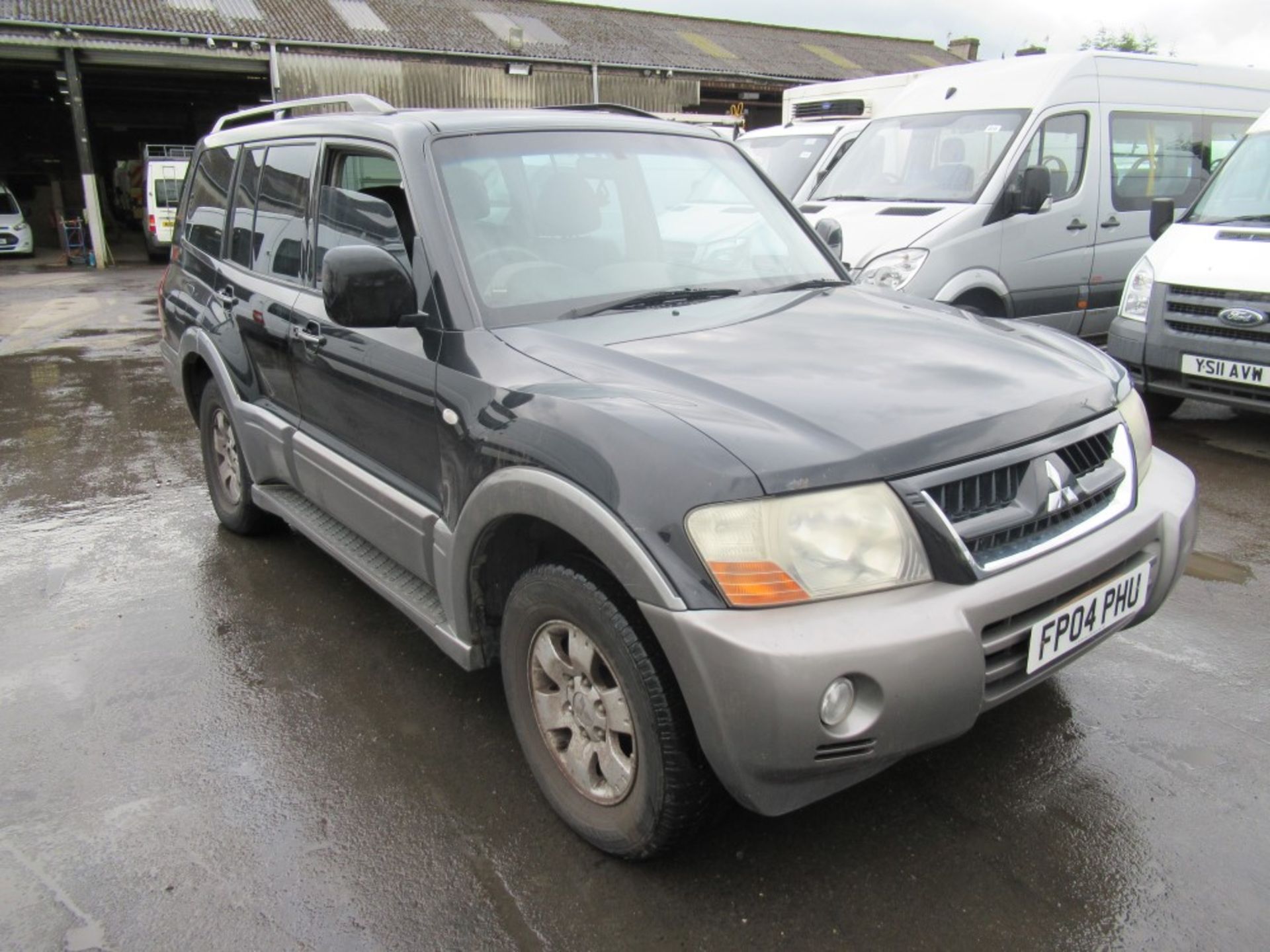 04 reg MITSUBISHI SHOGUN EQUIP DI-D LWB, 1ST REG 04/04, TEST 04/20, 175481M NOT WARRANTED, 4