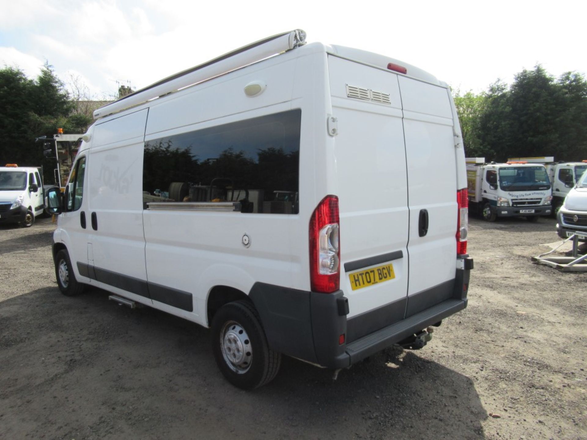 07 reg PEUGEOT BOXER 335 LWB C/W ON BOARD GENERATOR, 1ST REG 08/07, TEST 08/19, 27072M WARRANTED, V5 - Bild 3 aus 9