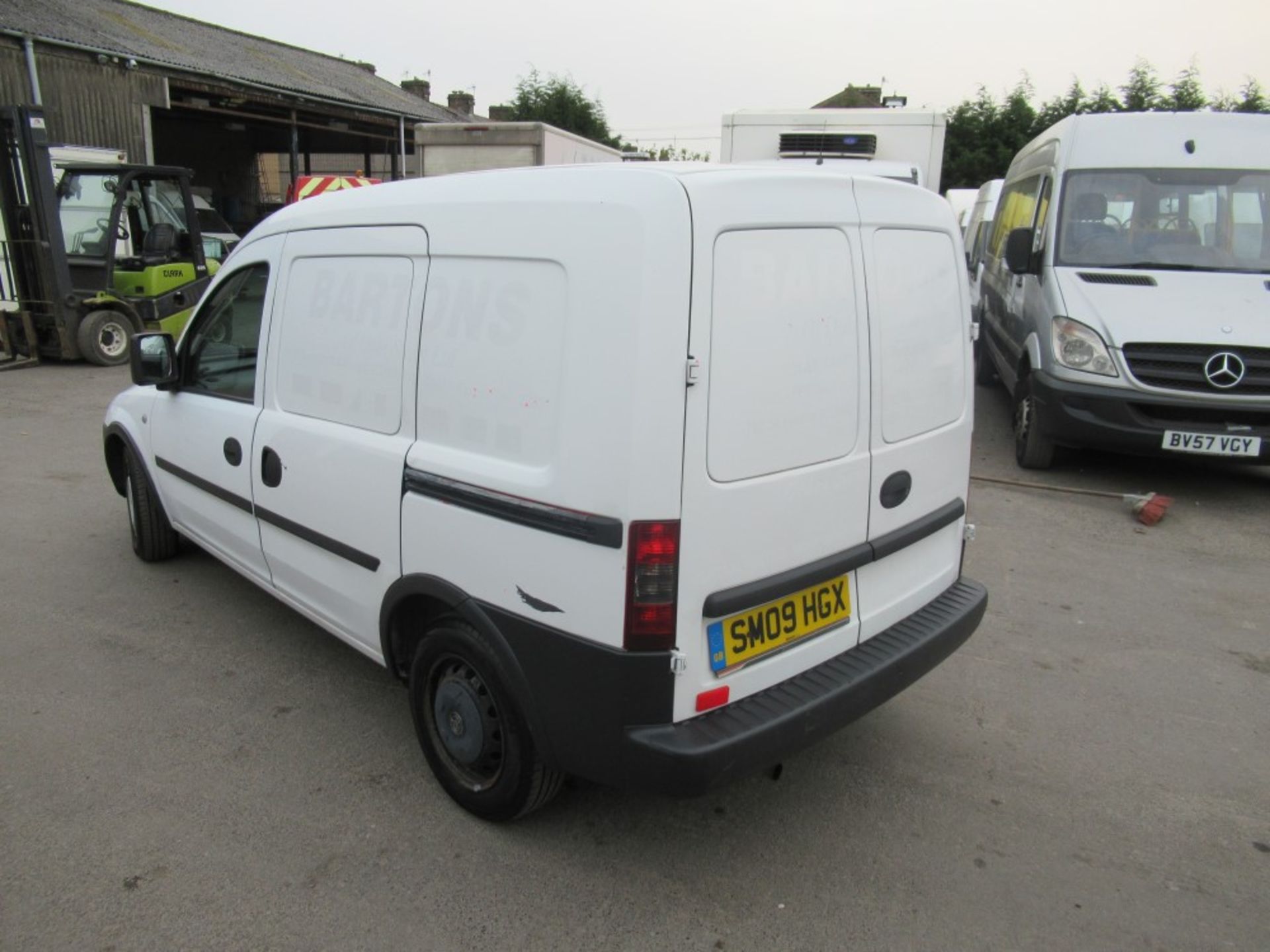 09 reg VAUXHALL COMBO 1700 CDTI VAN, 1ST REG 05/09, TEST 05/19, 166301M NOT WARRANTED, V5 HERE, 1 - Bild 3 aus 5