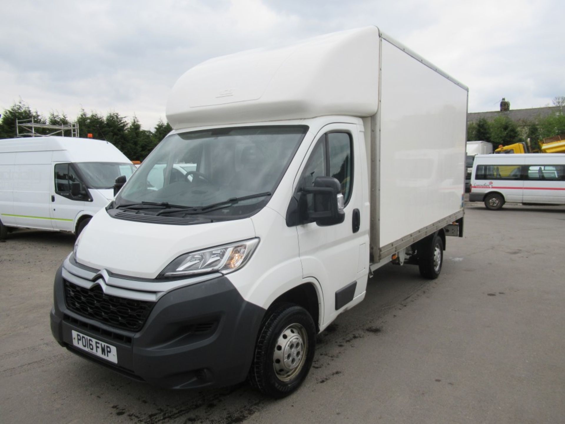 16 reg CITROEN RELAY 35 HDI LUTON VAN, 1ST REG 03/16, TEST 03/20, 209820M, V5 HERE, 1 OWNER FROM NEW - Bild 2 aus 6