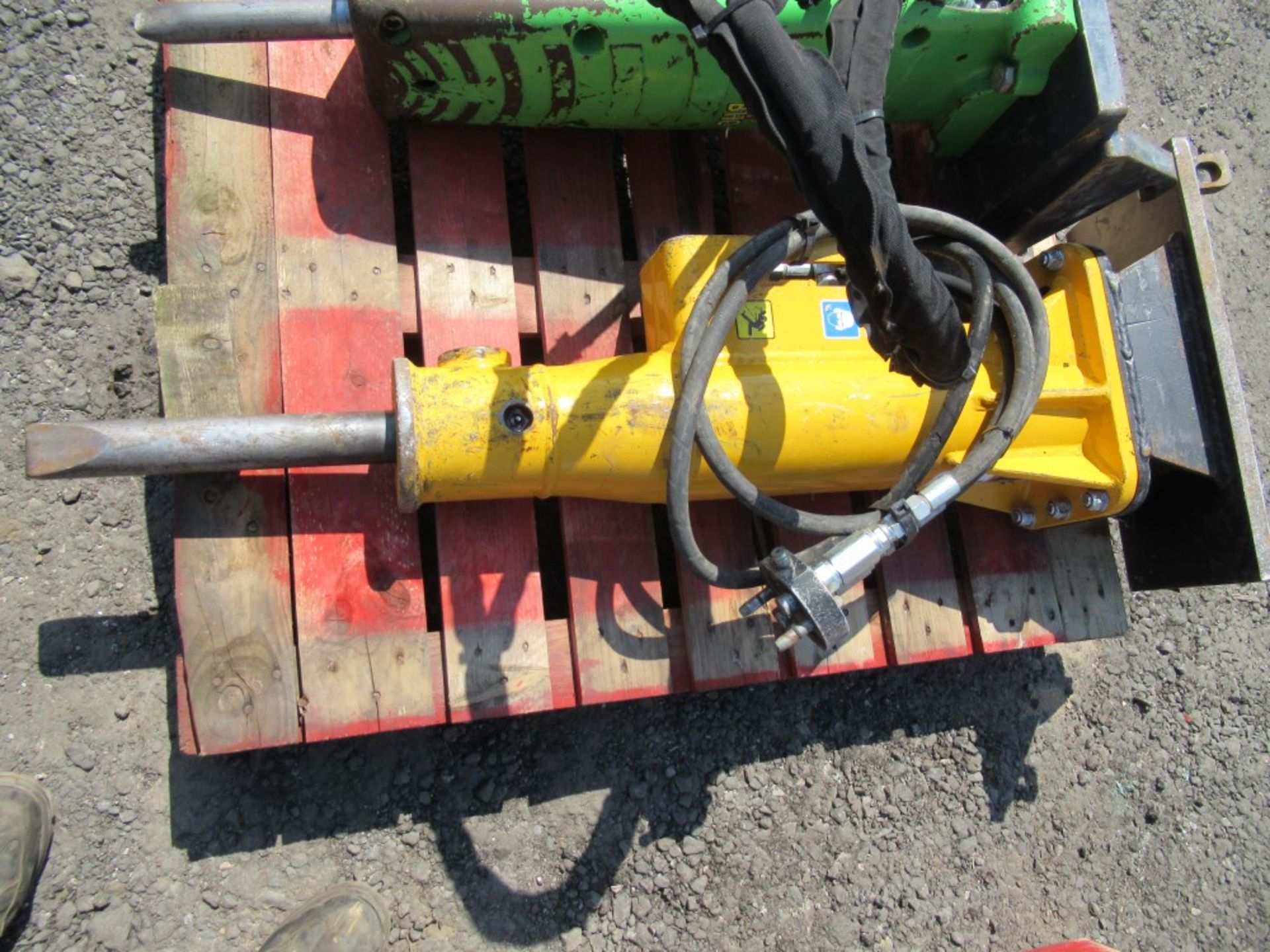 ARROWHEAD EXCAVATOR BREAKER (YELLOW) [NO VAT]