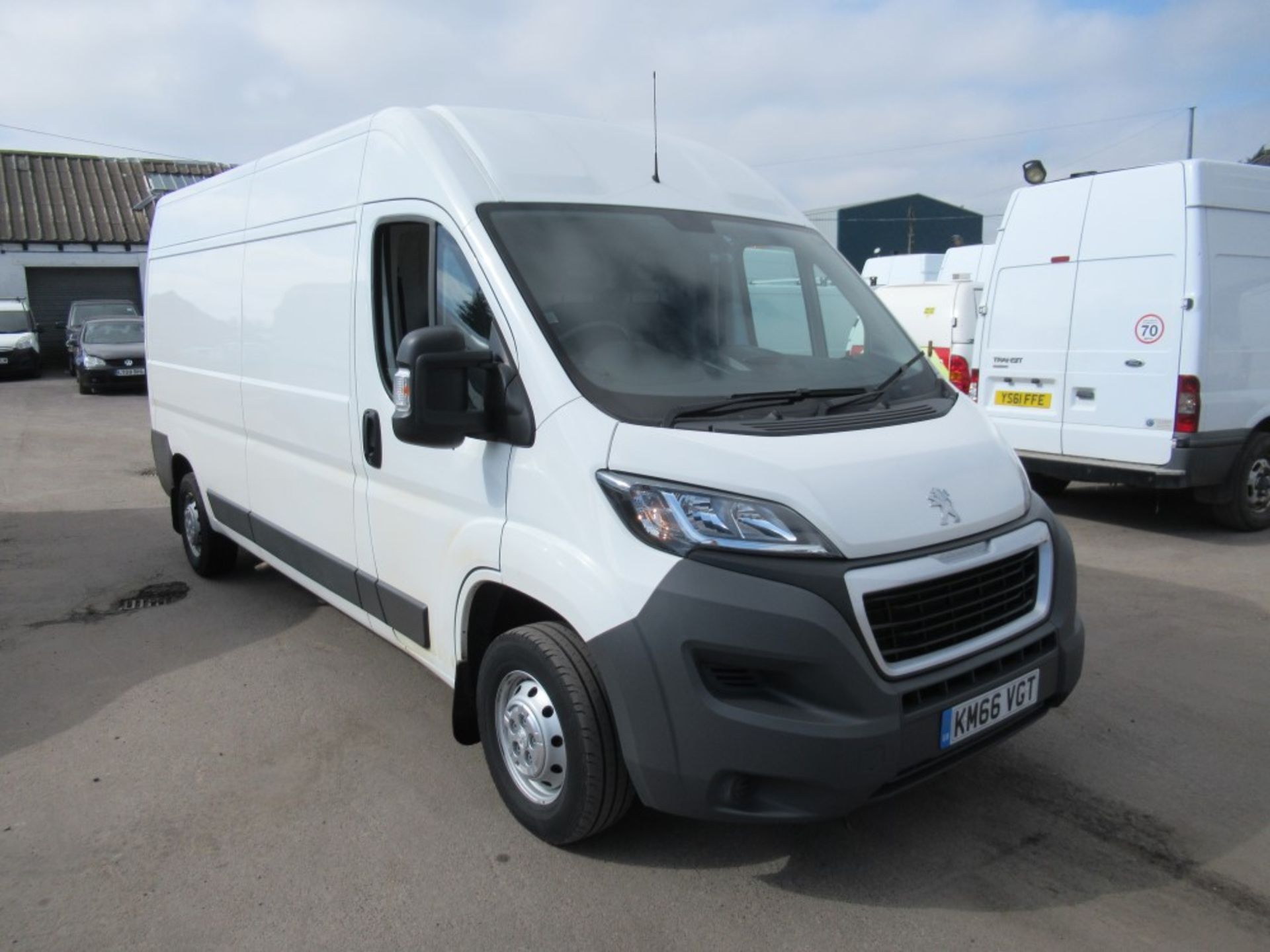 66 reg PEUGEOT BOXER 335 HDI, 1ST REG 11/16, 31136M, V5 HERE, 2 FORMER KEEPERS (ON VCAR REGISTER CAT