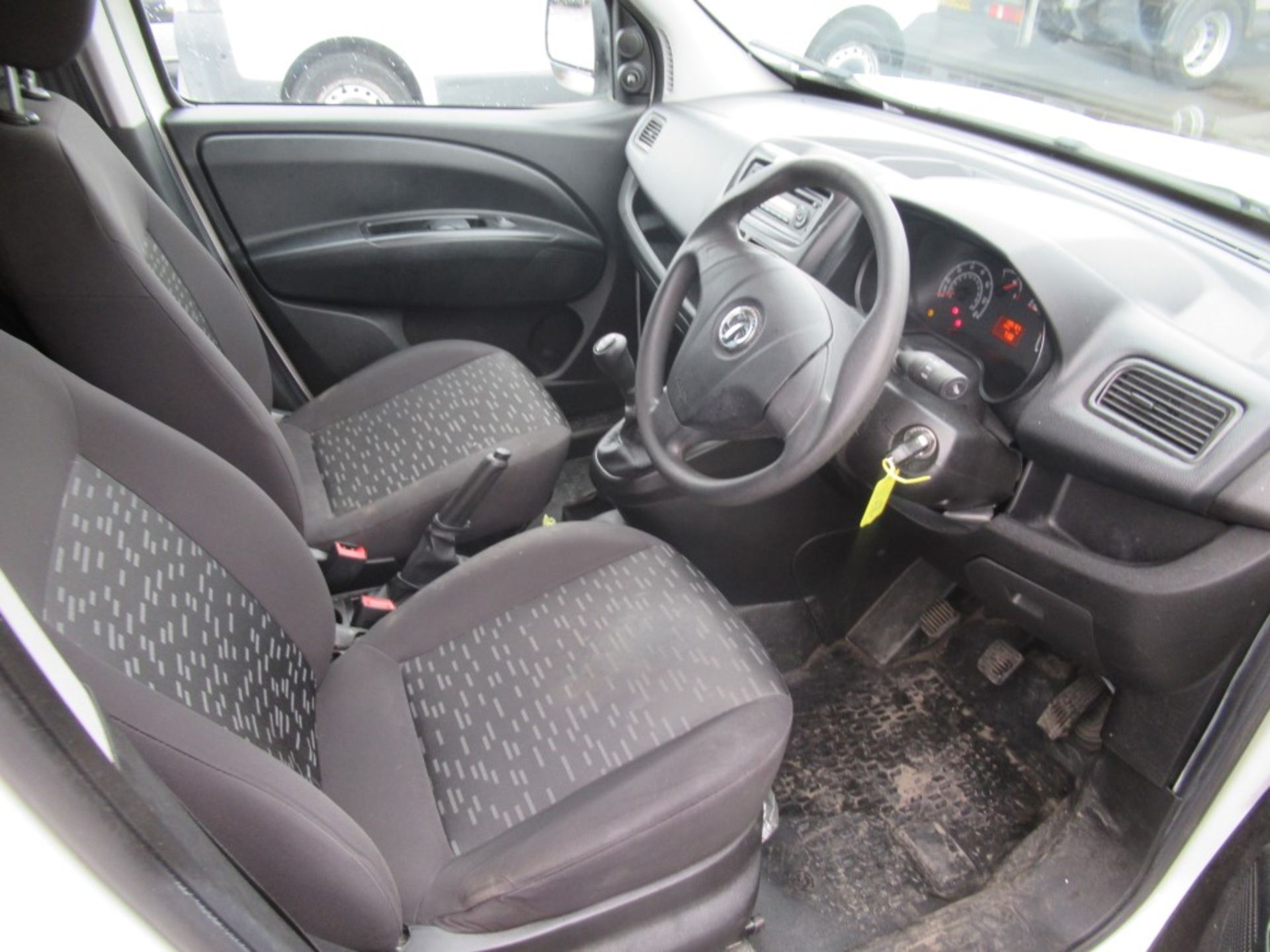 2014 VAUXHALL COMBO 2000 CDTI SS E-FLEX, 1ST REG 07/14, TEST 08/19, 139163M WARRANTED, V5 HERE, 1 - Image 6 of 6