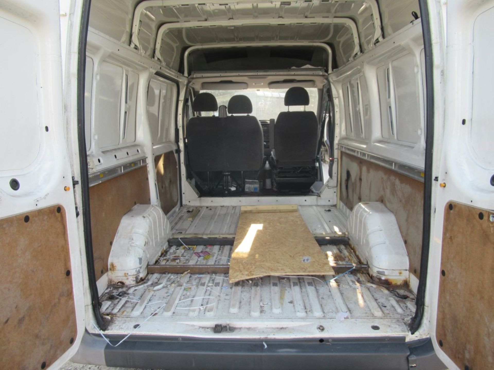 2004 FORD TRANSIT 85 T260, 1ST REG 06/04, 142064M, NO V5 [NO VAT] - Image 5 of 6