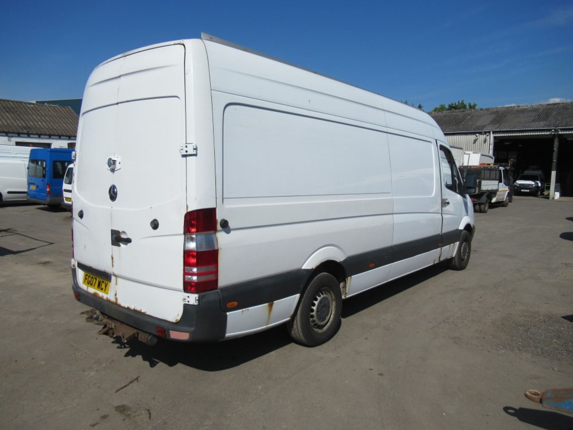 07 reg MERCEDES SPRINTER 311 CDI LWB VAN, 1ST REG 05/07, TEST 05/20, 193457M NOT WARRANTED, 2 FORMER - Image 4 of 5