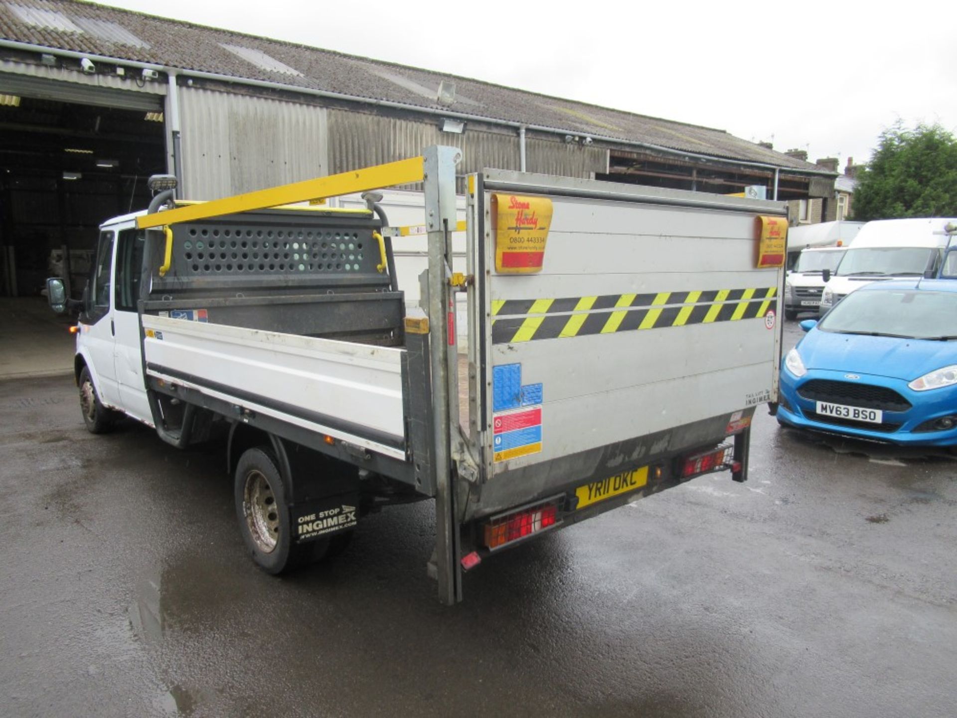 11 reg FORD TRANSIT 100 T350L D/C RWD DROPSIDE, 1ST REG 03/11, TEST 04/20, 62393M WARRANTED, V5 - Image 3 of 6