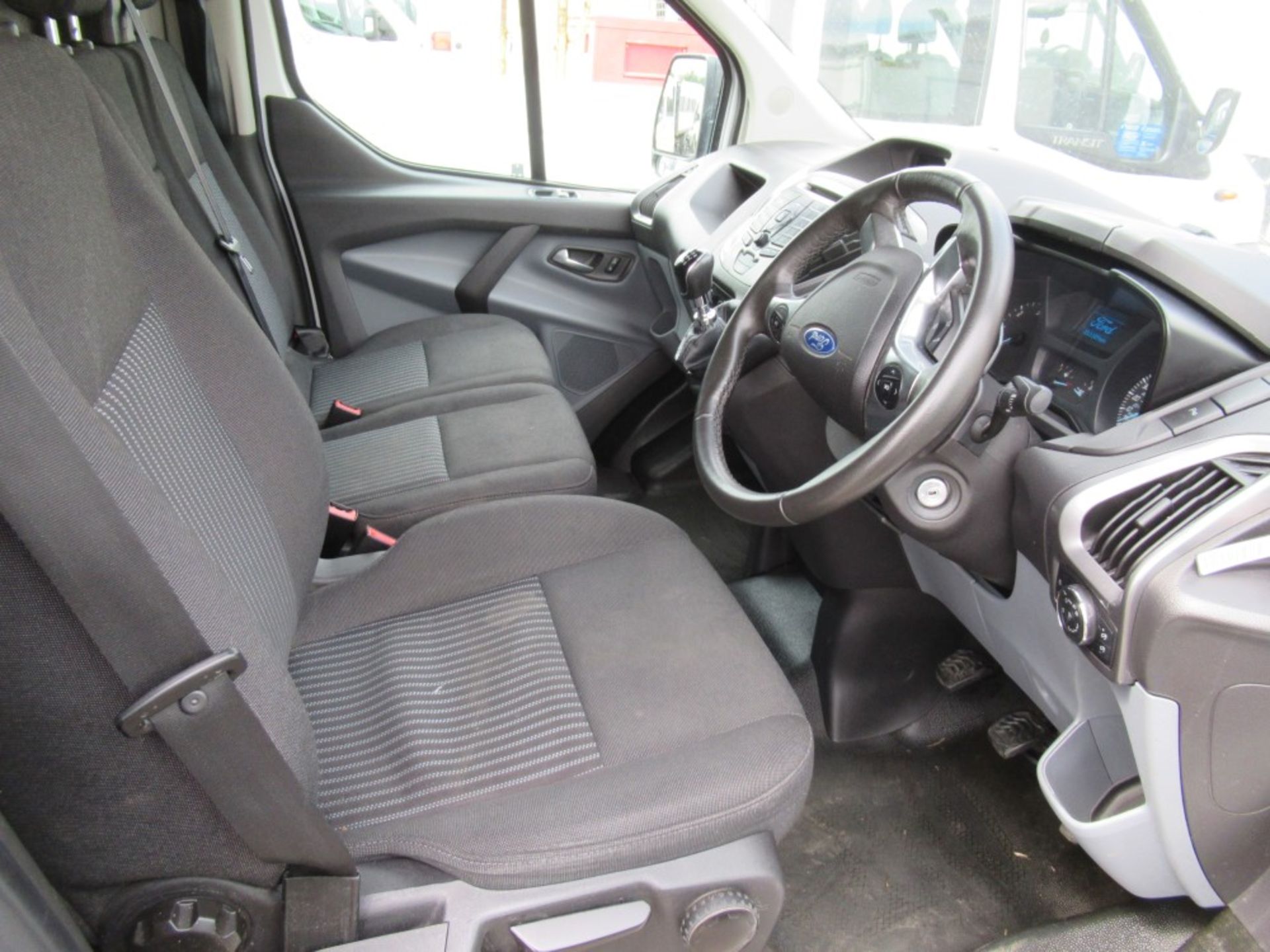 16 reg FORD TRANSIT CUSTOM 290 TREND E-TEC, 1ST REG 07/16, 51109M, V5 HERE, 1 OWNER FROM NEW [+ VAT] - Image 5 of 5