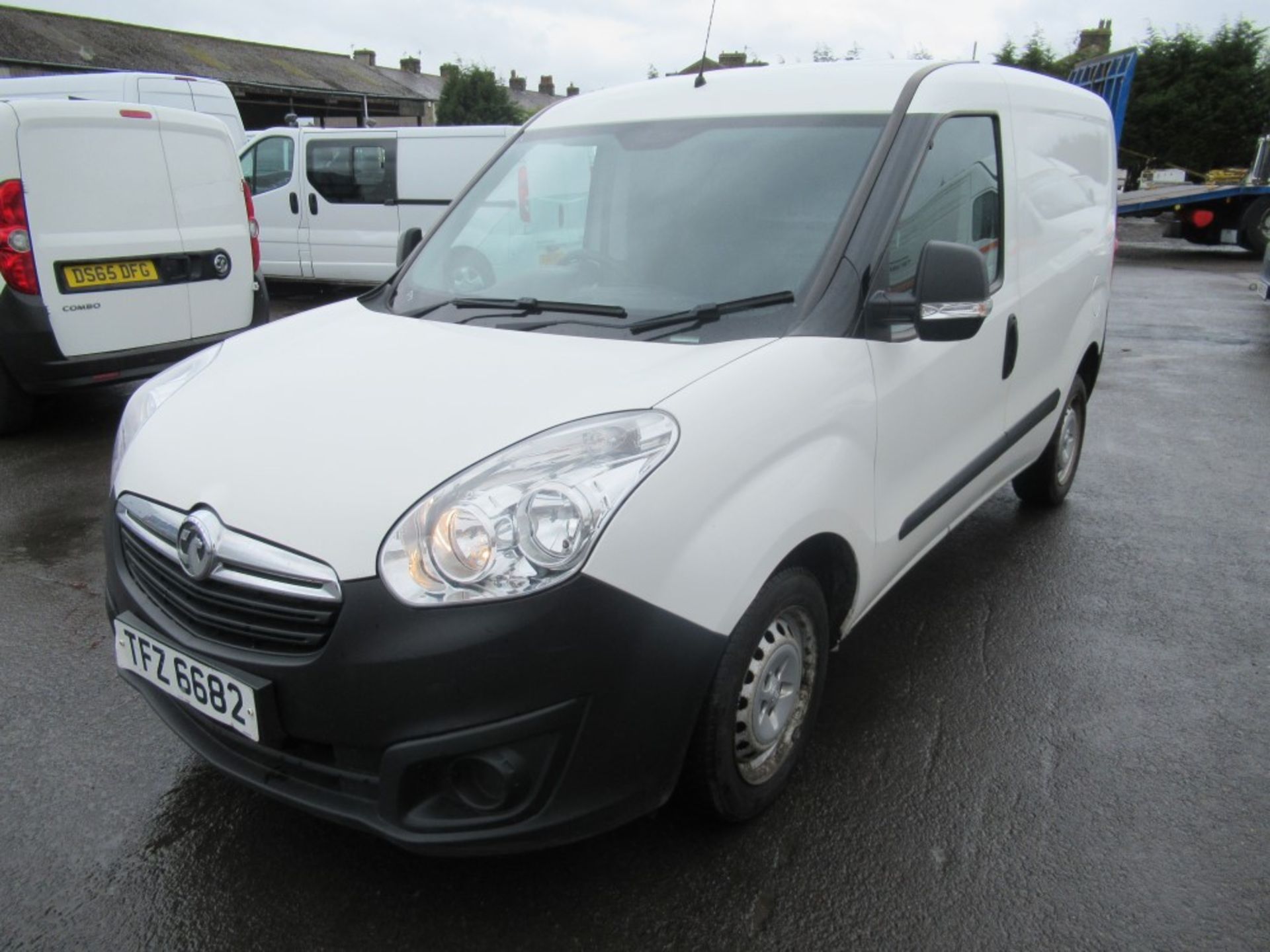 2014 VAUXHALL COMBO 2000 CDTI SS E-FLEX, 1ST REG 07/14, TEST 07/19, 128017M WARRANTED, V5 HERE, 1 - Image 2 of 6