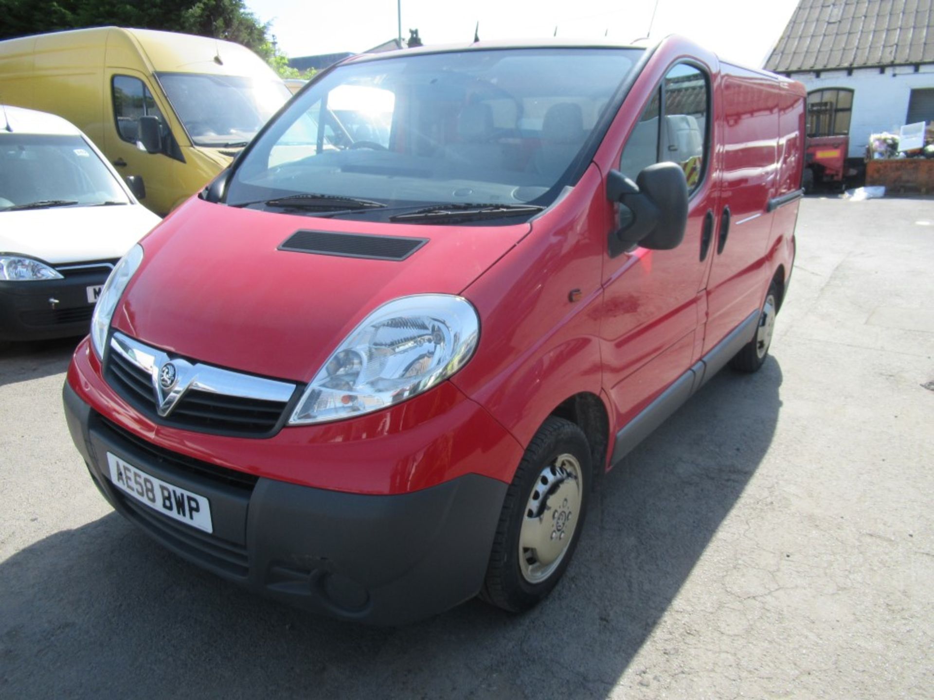 58 reg VAUXHALL VIVARO 2700 CDTI SWB VAN, 1ST REG 09/08, TEST 11/19, 129569M NOT WARRANTED, V5 HERE, - Image 2 of 6