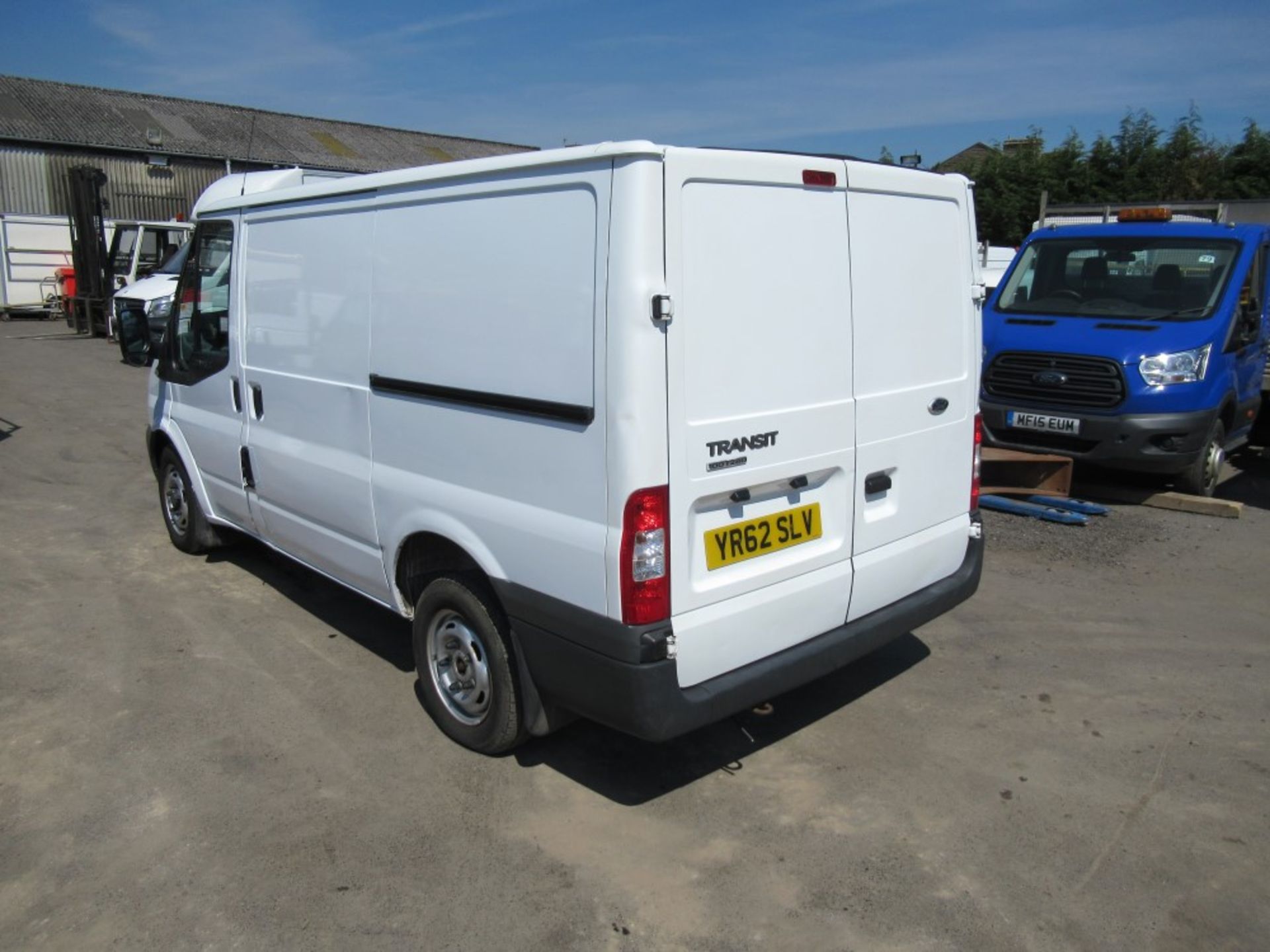 62 reg FORD TRANSIT 100 T280 SWB, 1ST REG 10/12, TEST 05/19, 122911M NOT WARRANTED, V5 HERE, 1 - Image 3 of 5