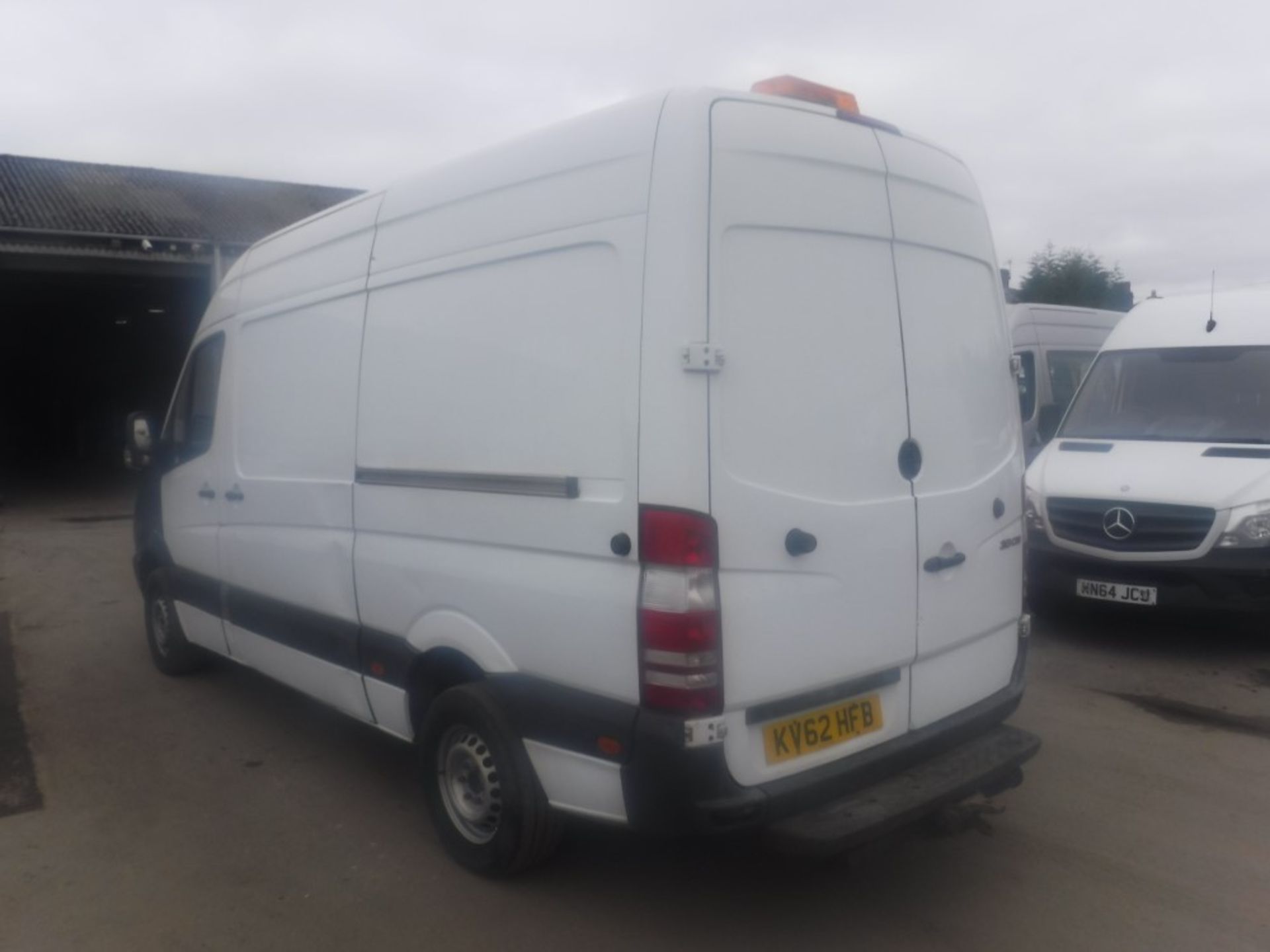 62 reg MERCEDES SPRINTER 313 CDI, 1ST REG 09/12, TEST 11/19, 142693M NOT WARRANTED, V5 HERE, 1 - Image 3 of 6