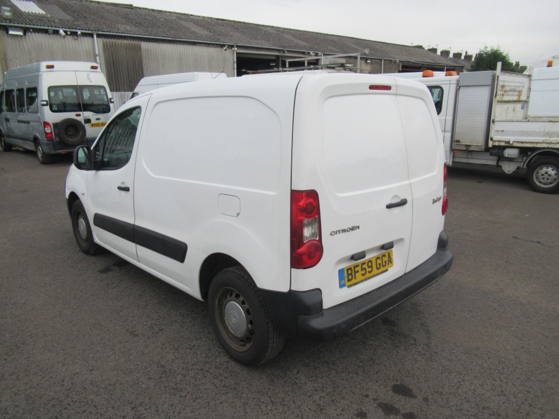 59 reg CITROEN BERLINGO 625 X HDI 90 VAN, 1ST REG 09/05, TEST 09/19 124285M NOT WARRANTED, V5 - Image 3 of 5