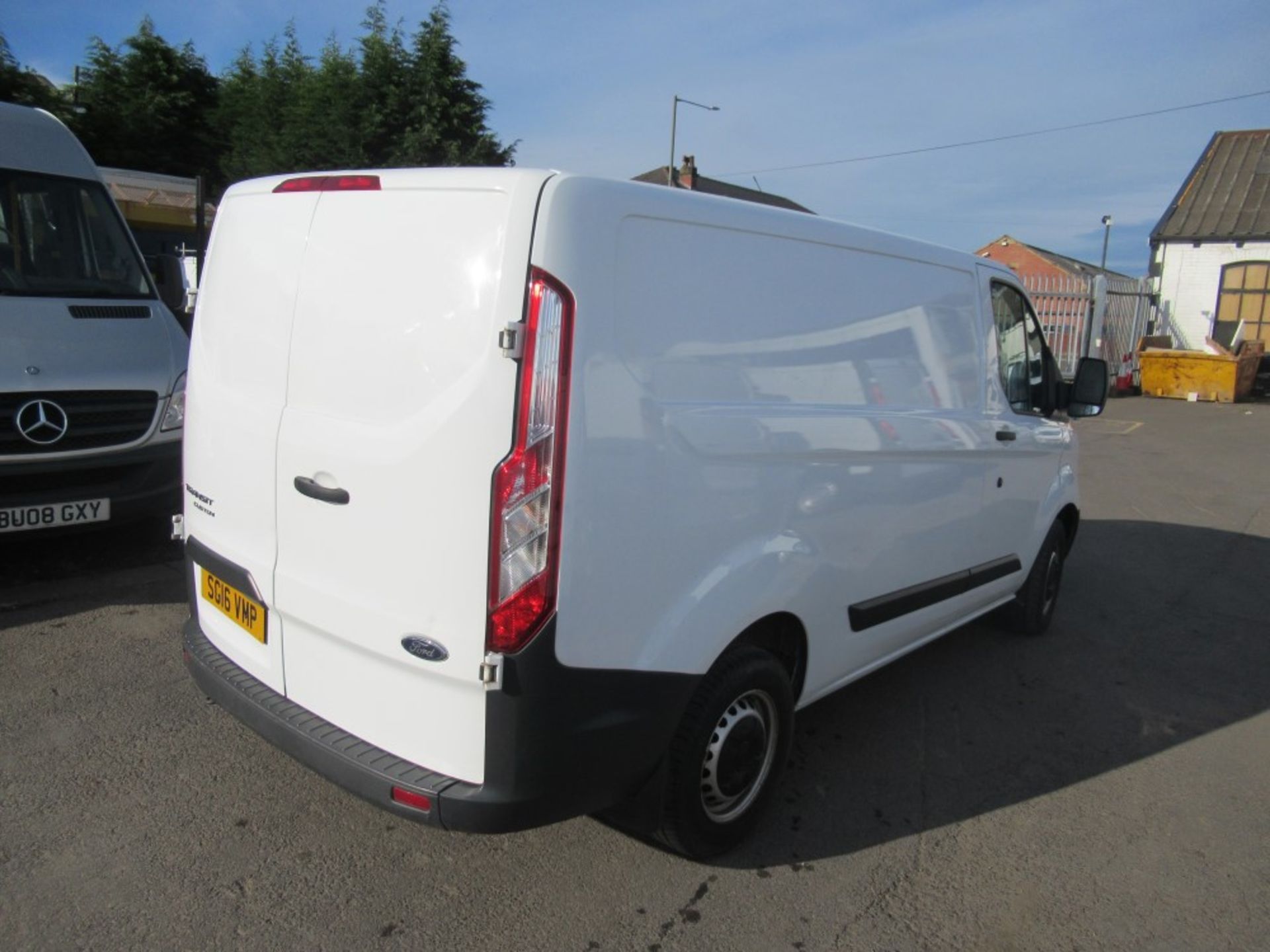 16 reg FORD TRANSIT CUSTOM 270 ECO-TECH, 1ST REG 04/16, 54514M, V5 HERE, 1 OWNER FROM NEW [+ VAT] - Image 4 of 5