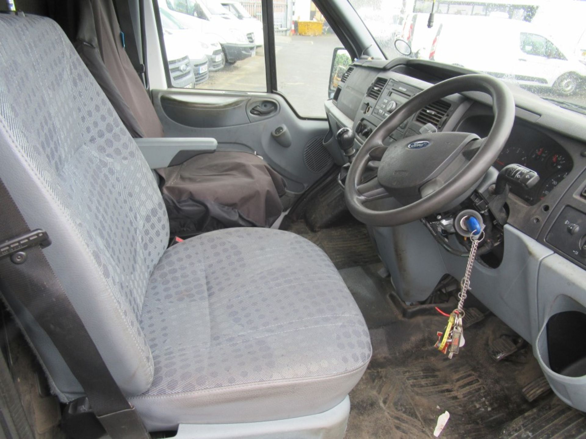 14 reg FORD TRANSIT 140 T350 FWD, 1ST REG 05/14, 104467M, V5 HERE, 1 OWNER FROM NEW [+ VAT] - Image 5 of 5