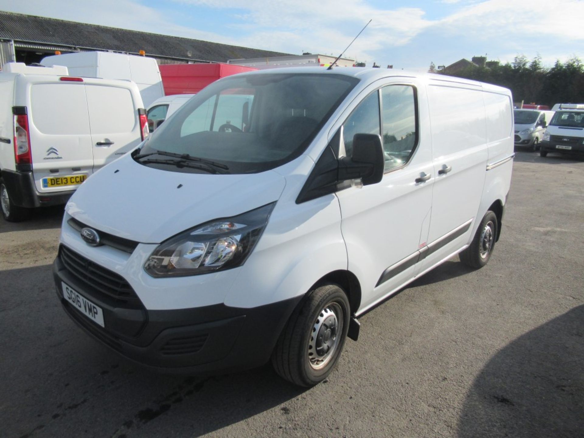 16 reg FORD TRANSIT CUSTOM 270 ECO-TECH, 1ST REG 04/16, 54514M, V5 HERE, 1 OWNER FROM NEW [+ VAT] - Image 2 of 5