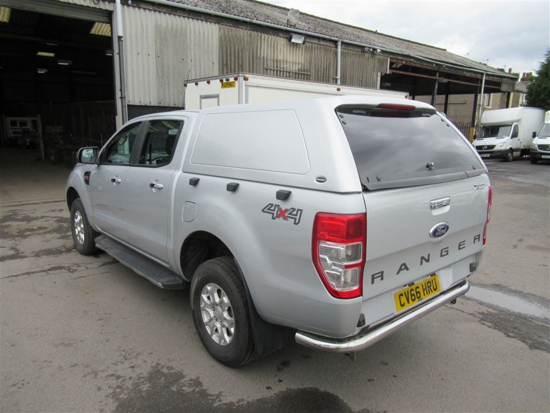 66 reg FORD RANGER XLT 4x4 DCB TDCI PICKUP, 1ST REG 10/16, 54727M WARRANTED, V5 HERE, 1 OWNER FROM - Image 3 of 5