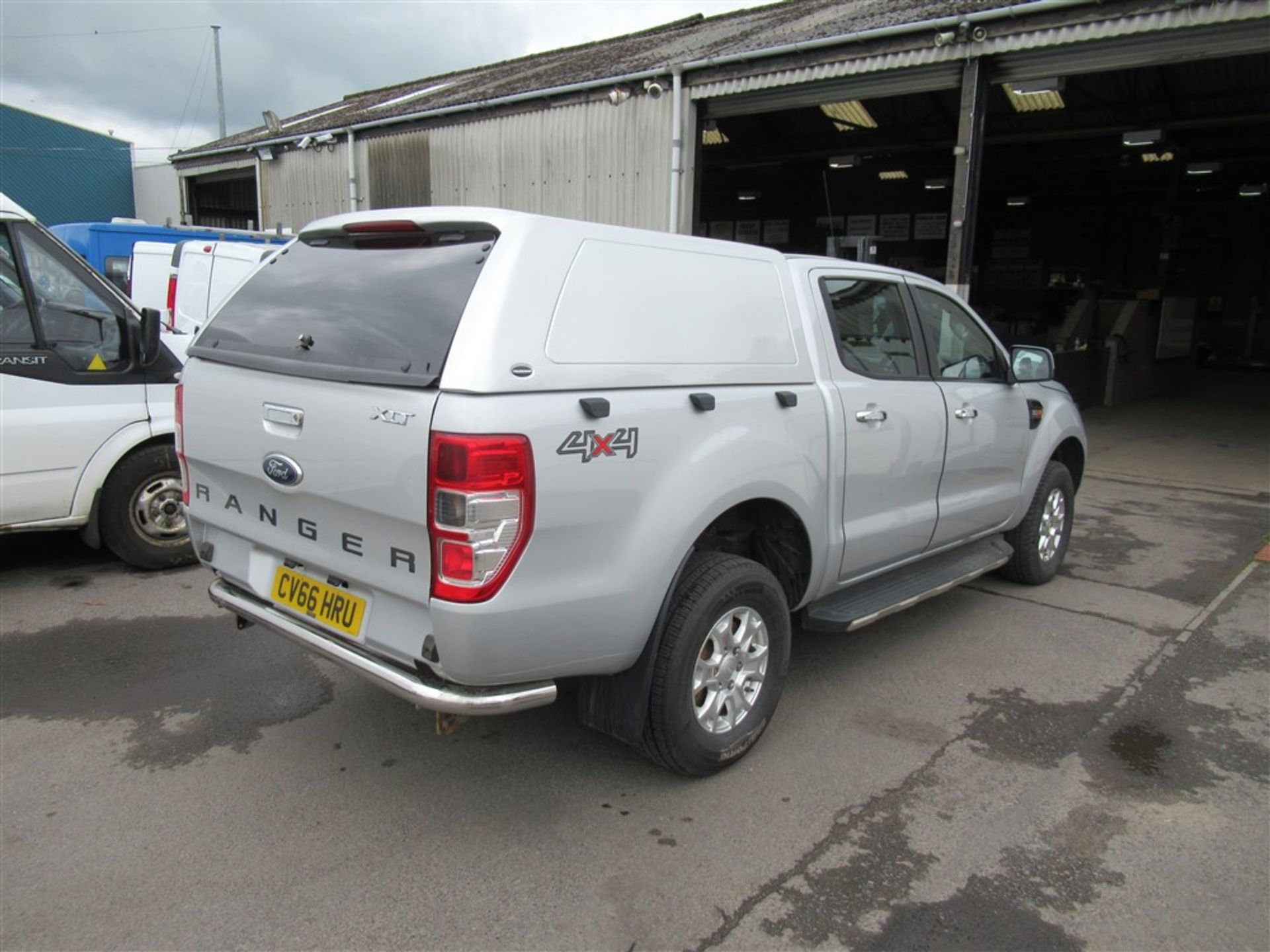 66 reg FORD RANGER XLT 4x4 DCB TDCI PICKUP, 1ST REG 10/16, 54727M WARRANTED, V5 HERE, 1 OWNER FROM - Image 4 of 5