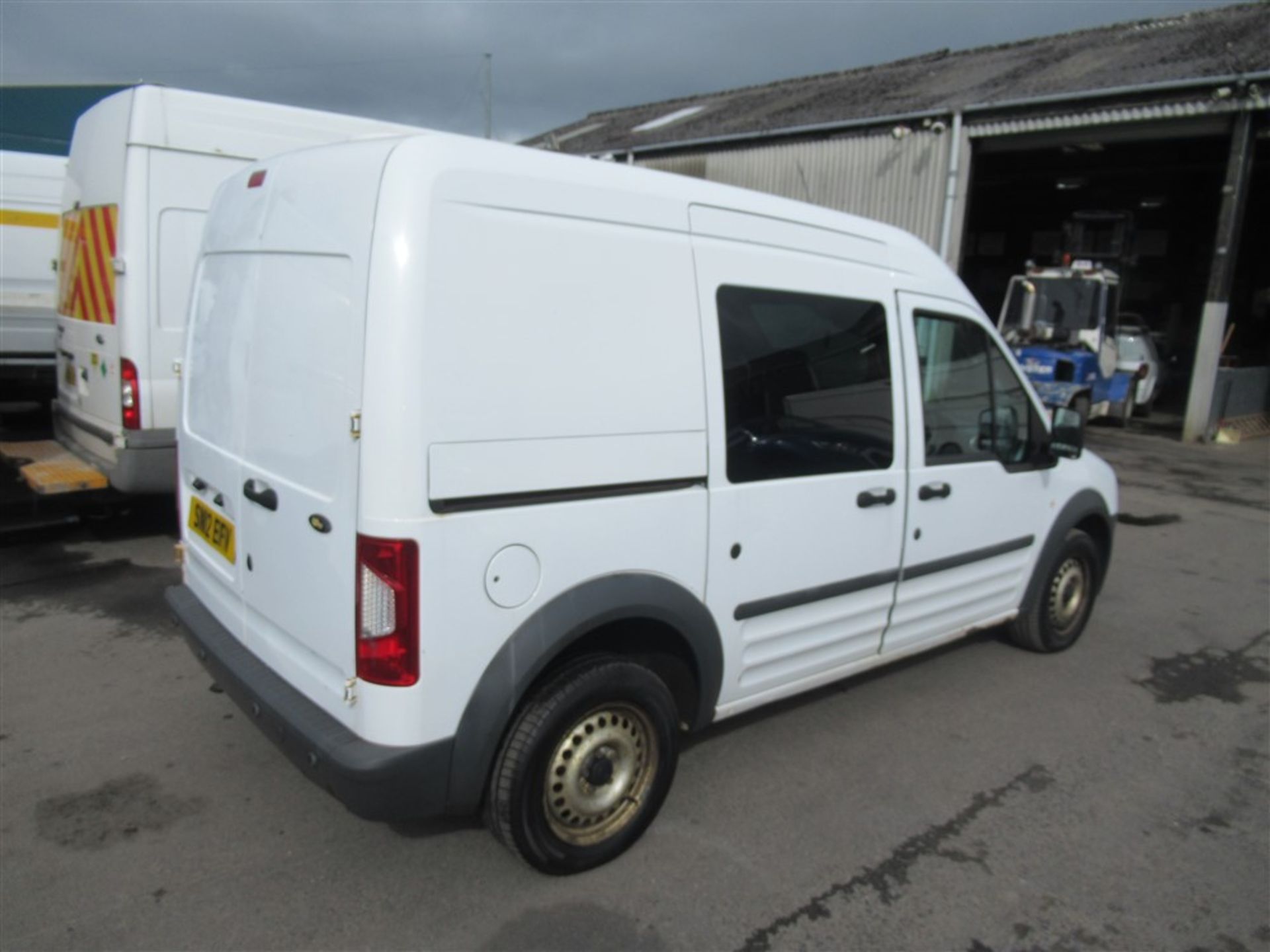 12 reg FORD TRANSIT CONNECT 90 T230 VAN, 1ST REG 03/12, 148467M, V5 HERE, 1 OWNER FROM NEW [+ VAT] - Image 4 of 5