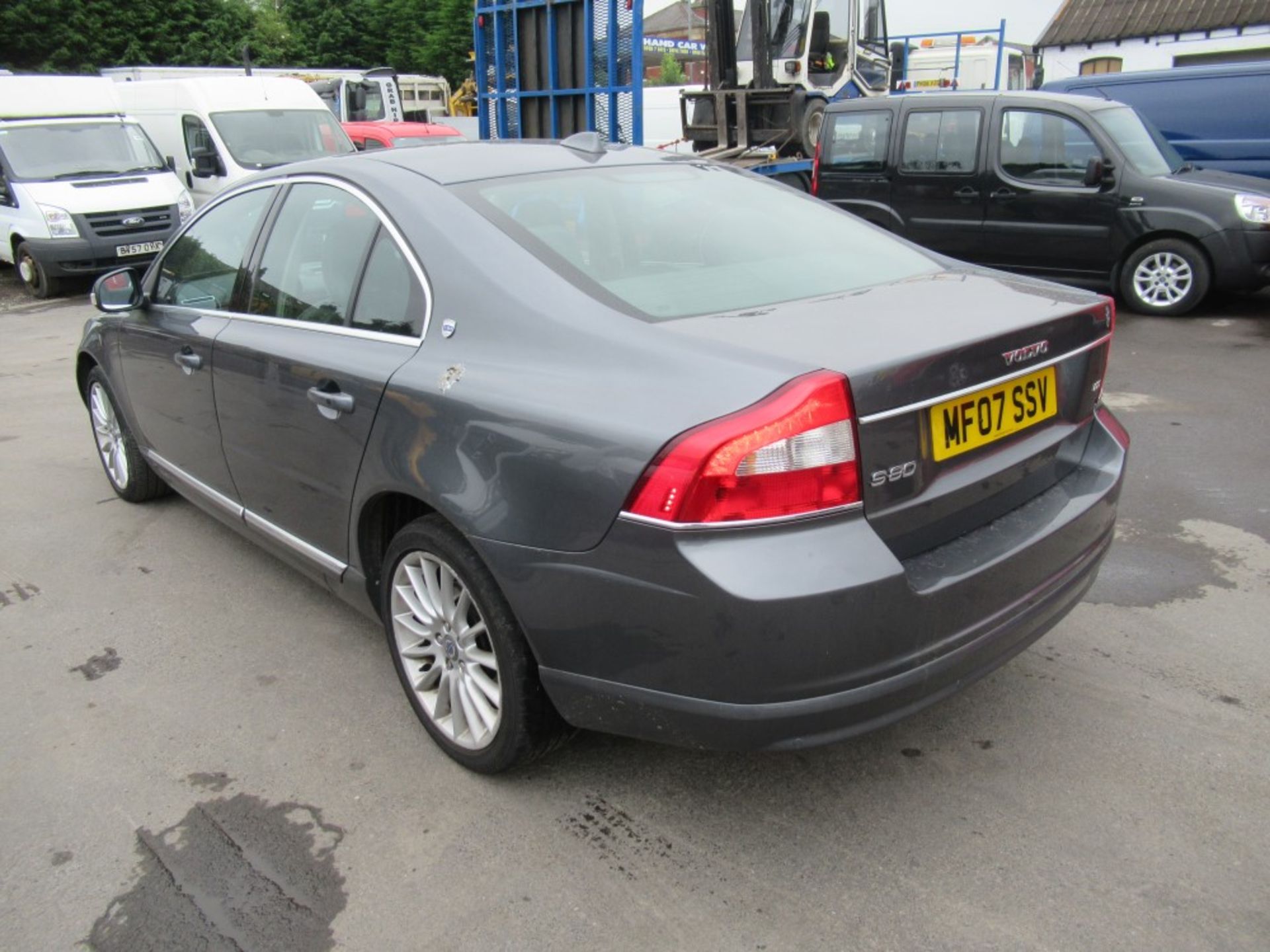 07 reg VOLVO S80 EXECUTIVE DS A (DIRECT COUNCIL) 1ST REG 03/07, TEST 03/20, 84492M, V5 HERE, 1 - Image 3 of 5