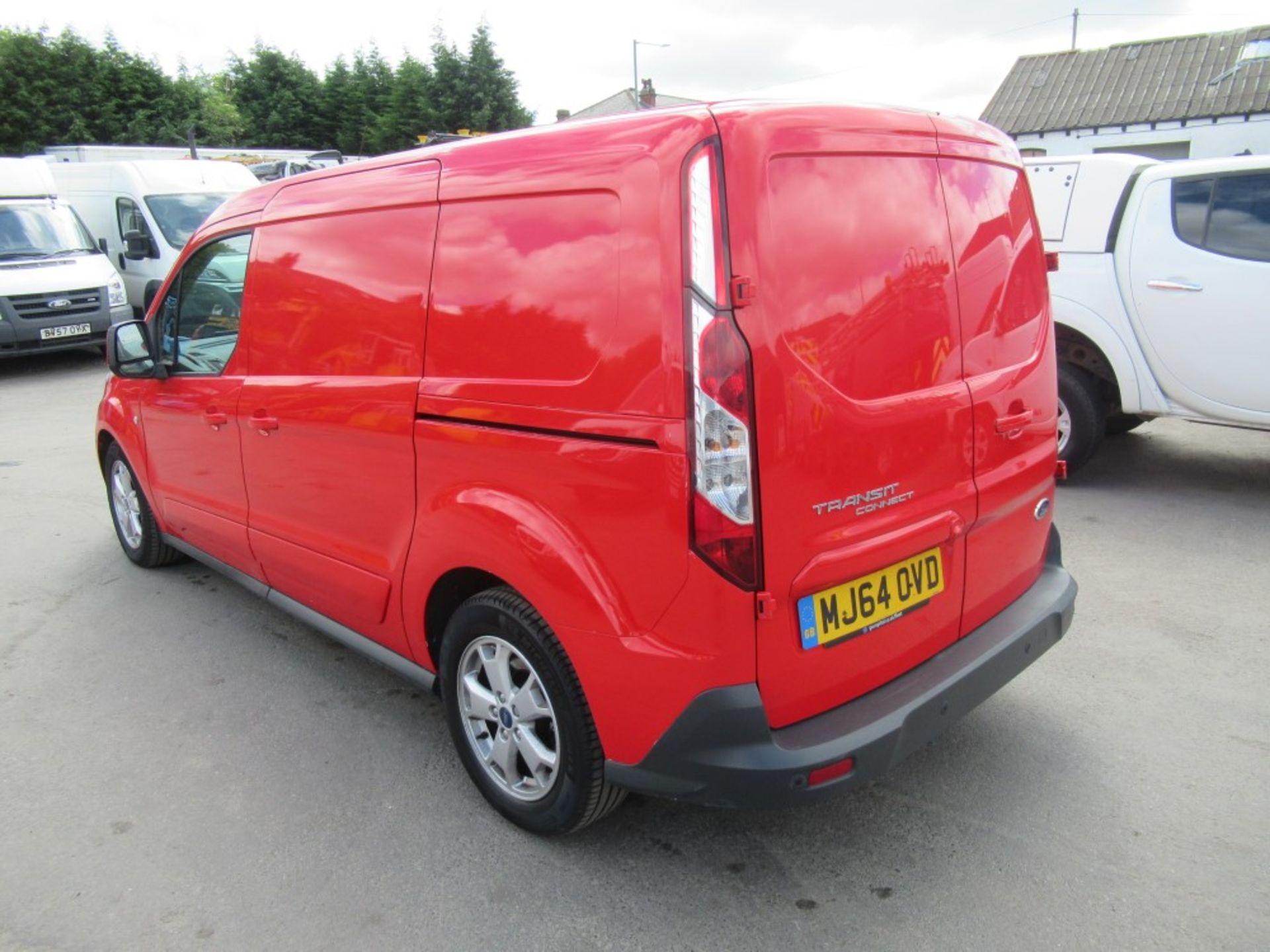 64 reg FORD TRANSIT CONNECT 240 LIMITED, 1ST REG 10/14, TEST 11/19, 71511M WARRANTED, V5 HERE, 1 - Image 3 of 8