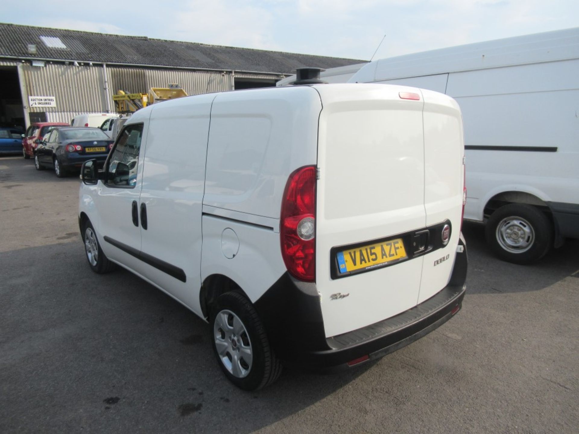 15 reg FIAT DOBLO 16V MULTIJET VAN, 1ST REG 06/15, TEST 06/20, 33787M, V5 HERE, 1 OWNER FROM - Image 3 of 5