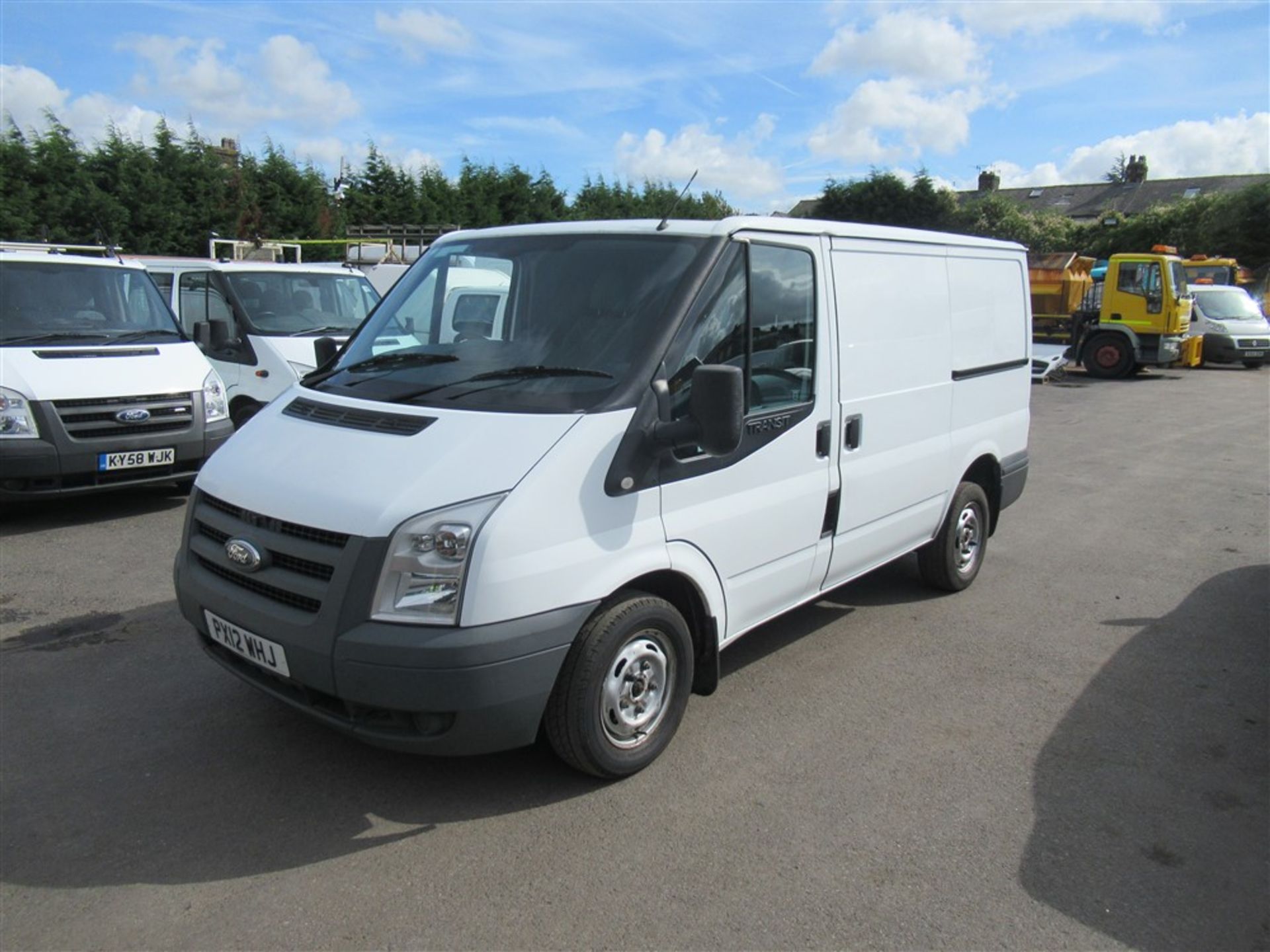 12 reg FORD TRANSIT 85 T260M FWD, 1ST REG 03/12, TEST 03/20, 176085M WARRANTED, V5 HERE, 1 OWNER - Image 2 of 5