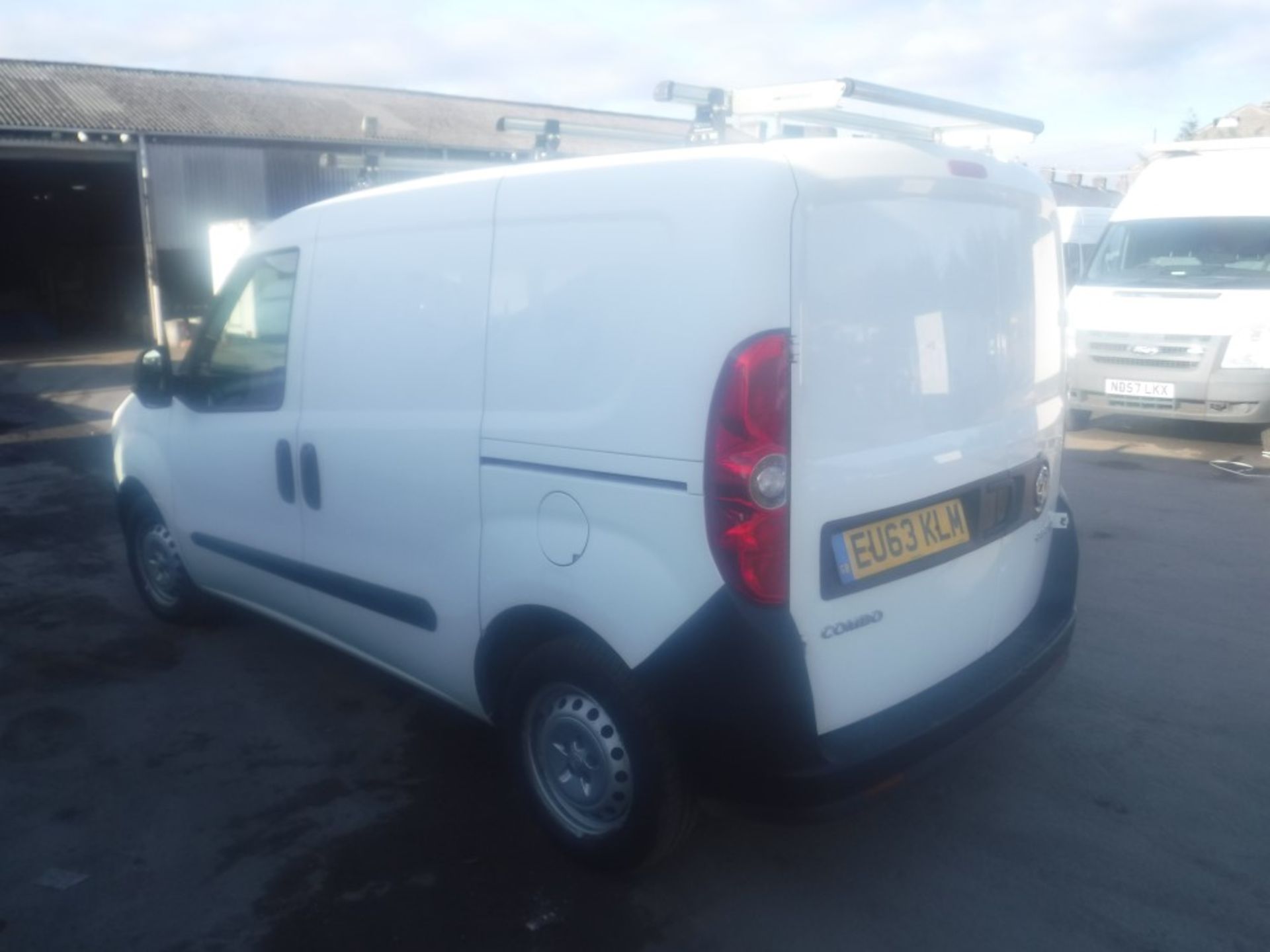 63 reg VAUXHALL COMBO 2000 CDTI SS E-FLEX, 1ST REG 09/13, 138937M WARRANTED, V5 HERE, 1 OWNER FROM - Image 3 of 6