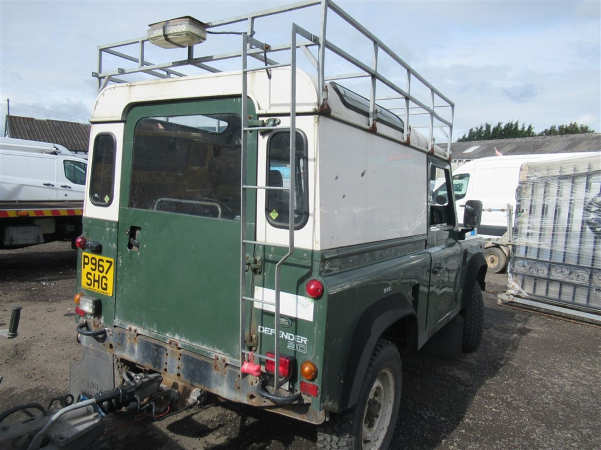 P reg LANDROVER 90 DEFENDER TDI 4X4 (DIRECT COUNCIL) 1ST REG 09/96, TEST 07/20, 113330M, V5 HERE, - Image 4 of 6