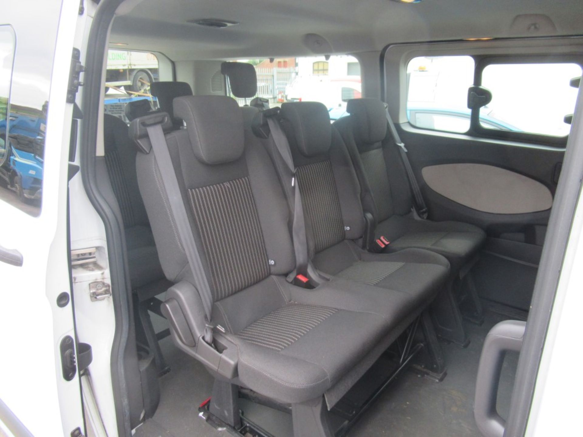 14 reg FORD TOURNEO CUSTOM 300 ECO-TECH MINIBUS, 1ST REG 03/14, TEST 03/20, 177569M WARRANTED, V5 - Image 5 of 6