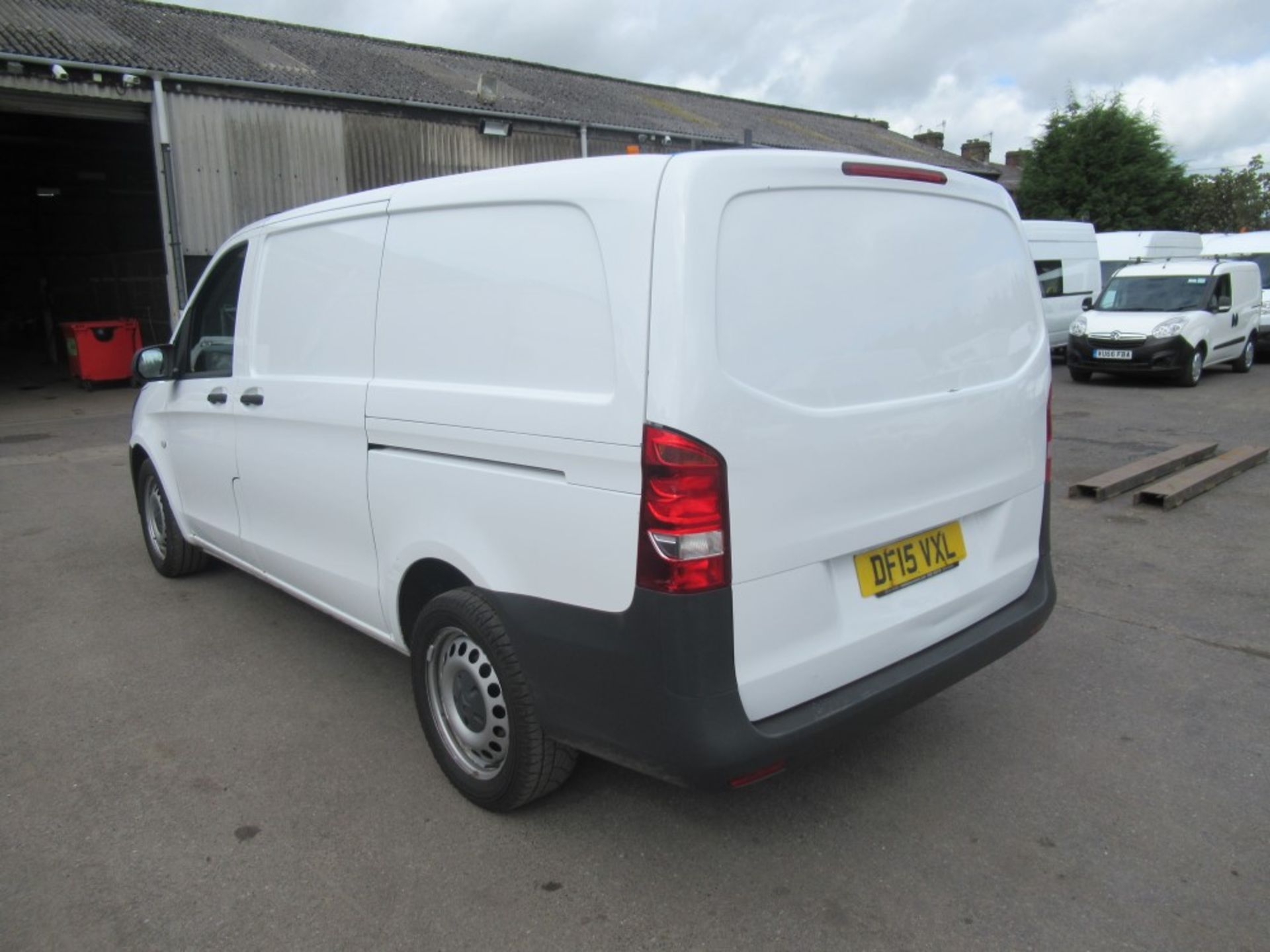 15 reg MERCEDES VITO 114 BLUETEC, 1ST REG 07/15, 140299M WARRANTED, V5 HERE, 1 OWNER FROM NEW [+ - Image 3 of 6