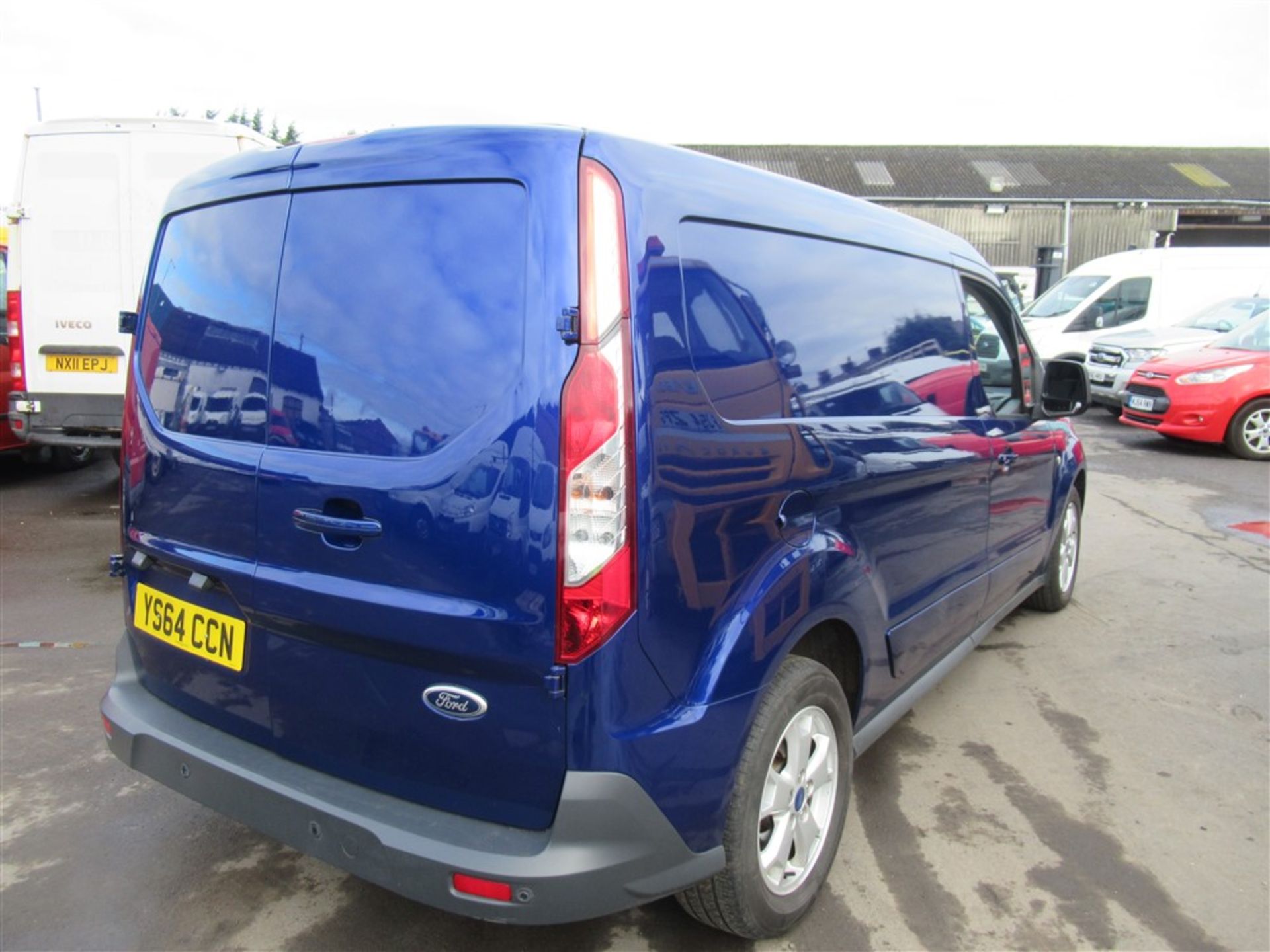 64 reg FORD TRANSIT CONNECT 240 LIMITED, 1ST REG 12/14, TEST 12/19, 128144M WARRANTED, V5 HERE, 1 - Image 4 of 7