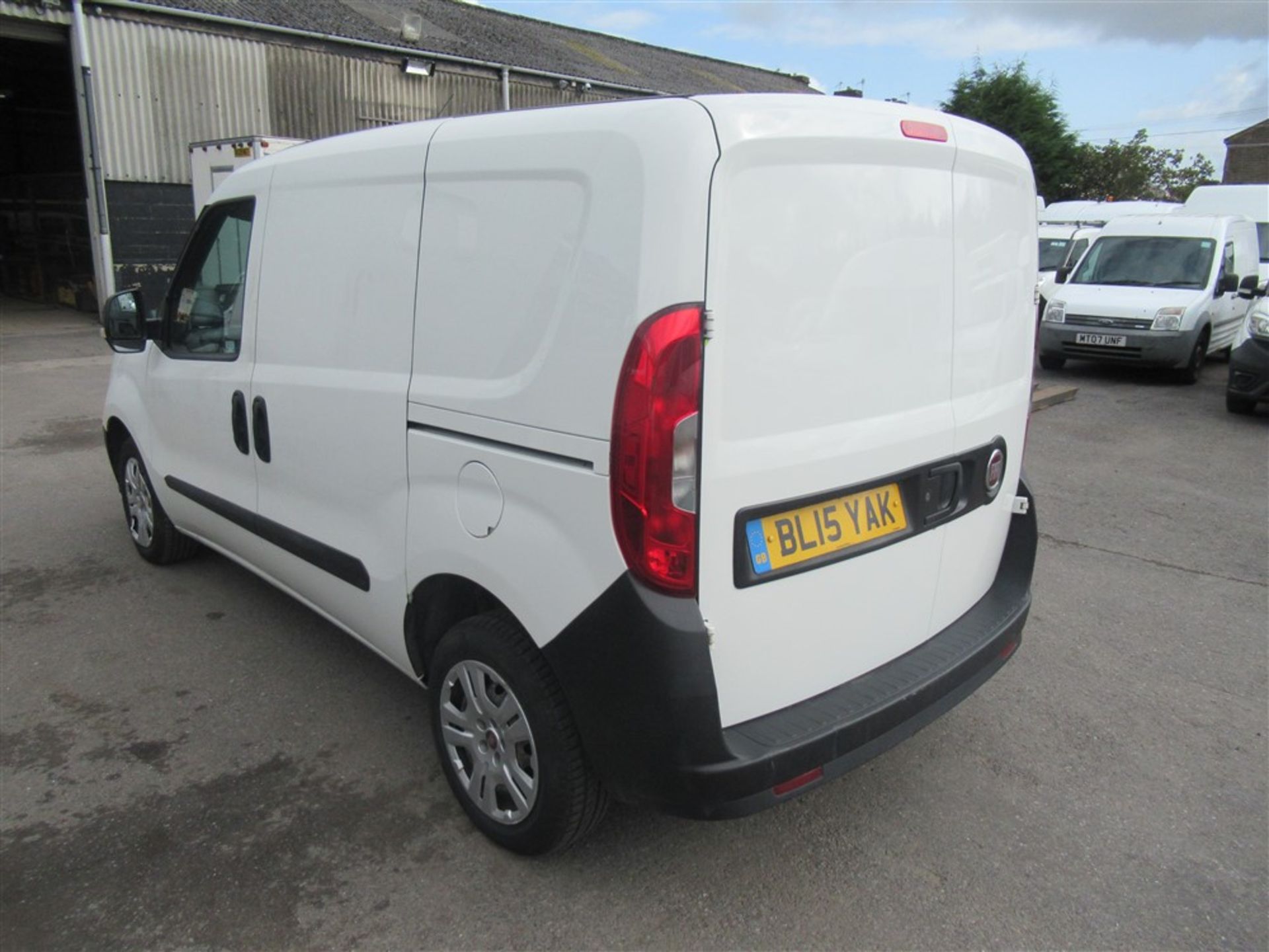 15 reg FIAT DOBLO 16V MULTIJET, 1ST REG 07/15, TEST 05/20, 80338M WARRANTED, V5 HERE, 1 OWNER FROM - Image 3 of 6