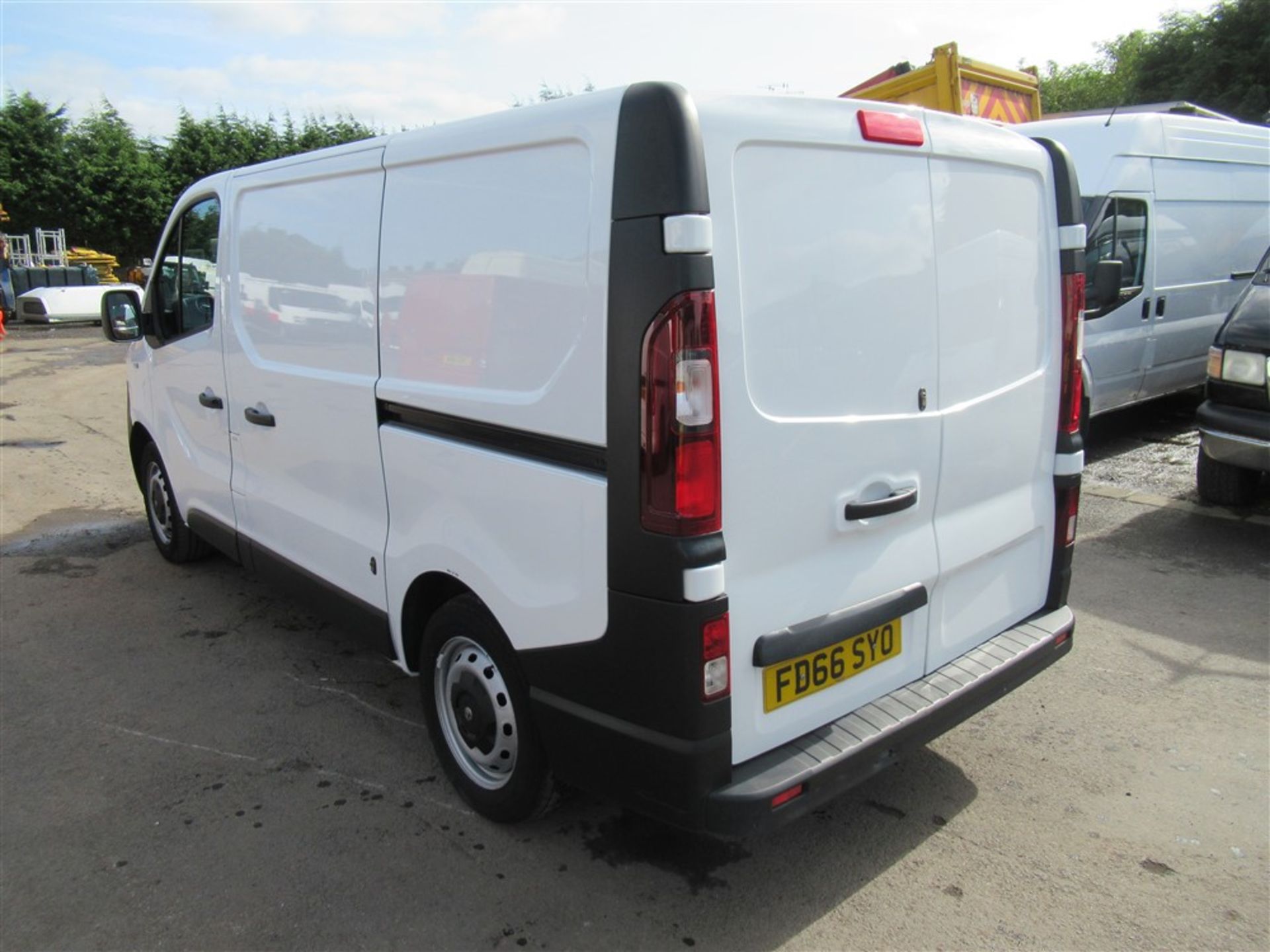 66 reg VAUXHALL VIVARO 2700 BITURBO CDTI S/S PANEL VAN, 1ST REG 12/16, 40508M WARRANTED, V5 HERE, - Image 3 of 6