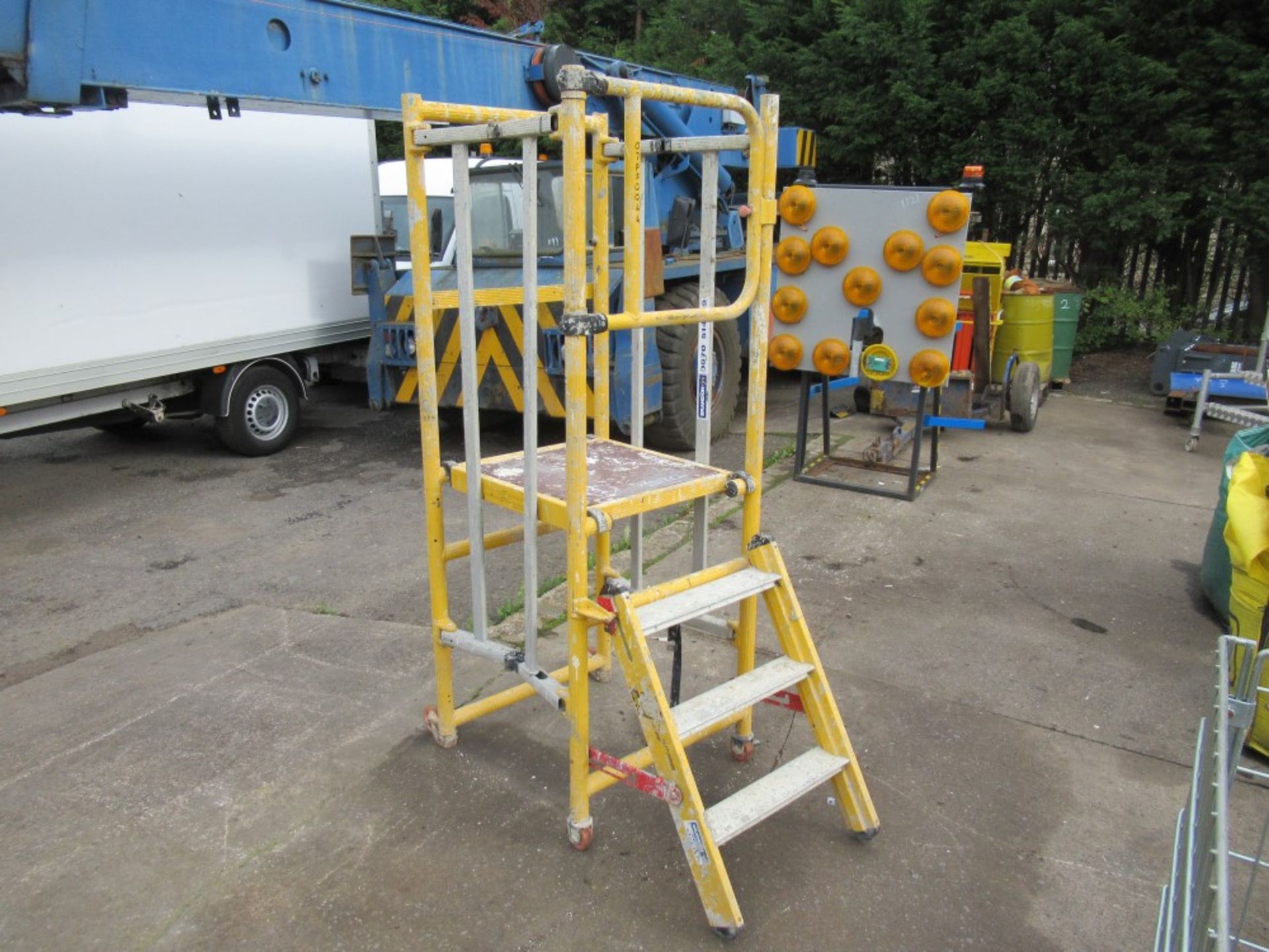 ALUMINIUM SCAFFOLD TOWER [+ VAT]