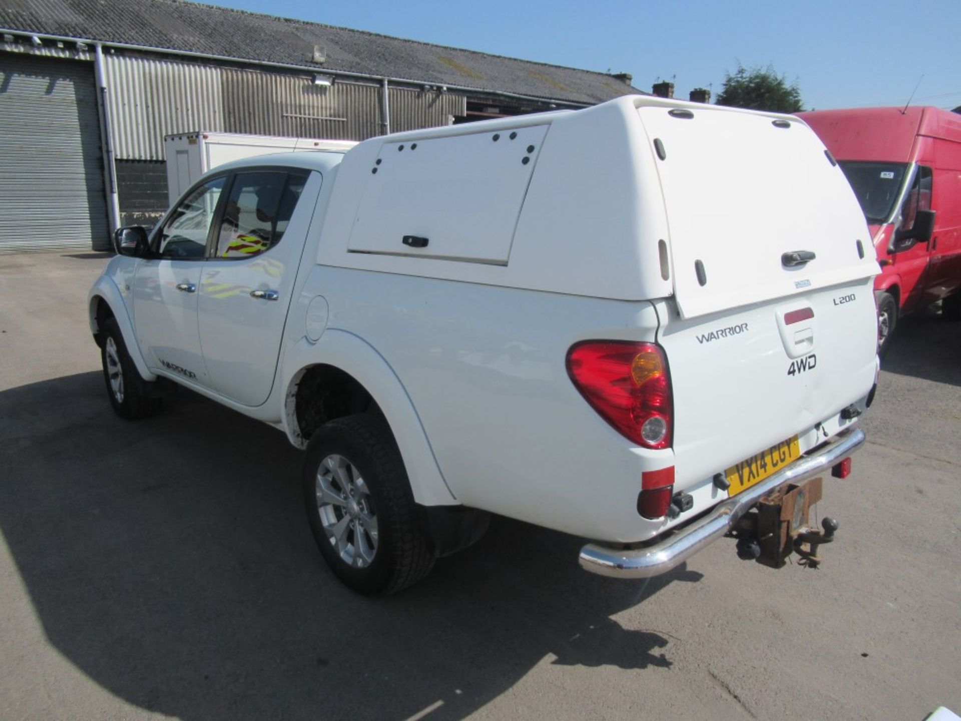 14 reg MITSUBISHI L200 WARRIOR LB DCB DI-D 4X4 PICKUP, 1ST REG 06/14, TEST 06/20, 118937M WARRANTED, - Image 3 of 5