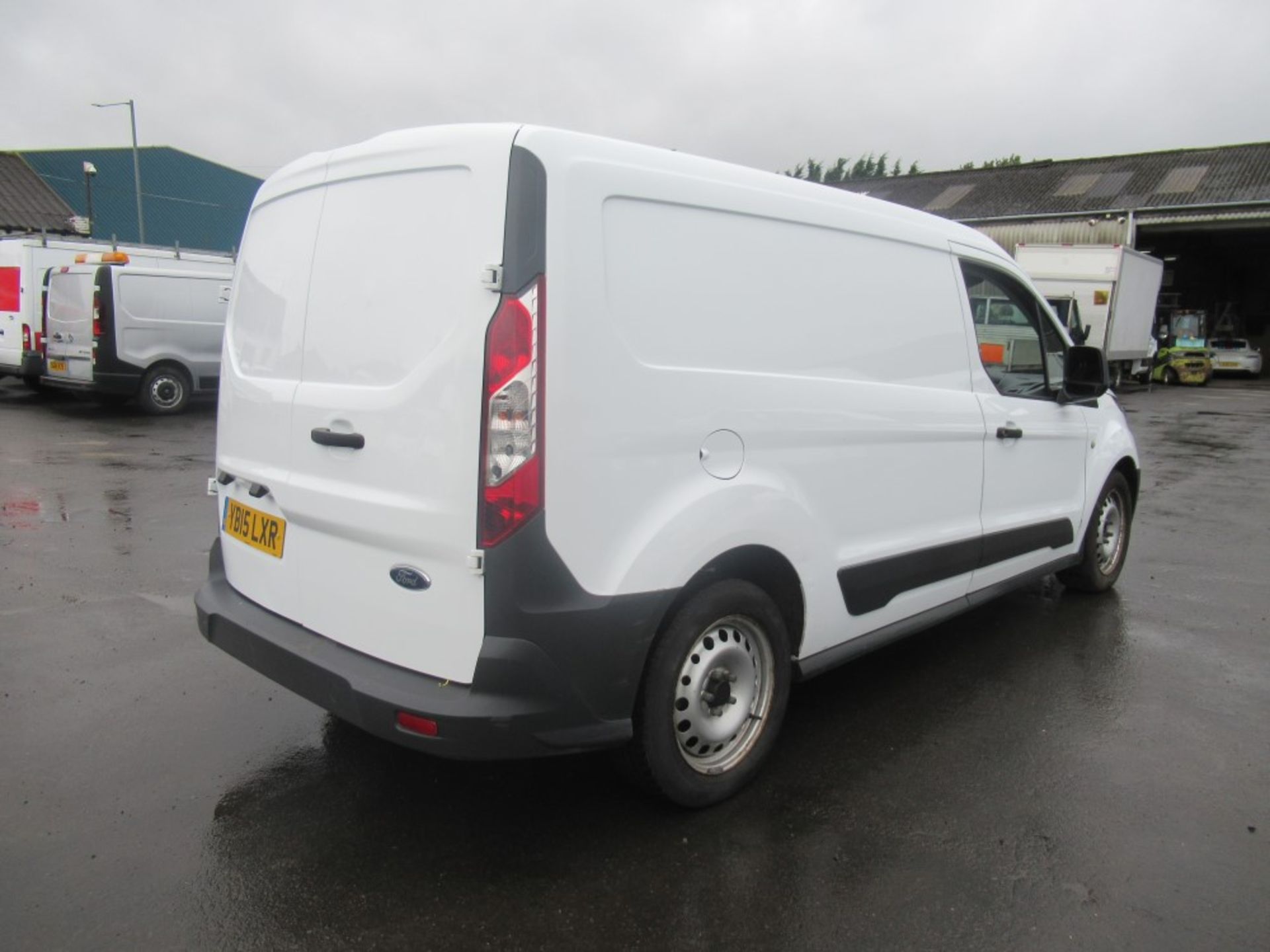 15 reg FORD TRANSIT CONNECT 210 ECO-TECH, 1ST REG 06/15, TEST 06/20, 112967M WARRANTED, V5 HERE, 1 - Image 4 of 7