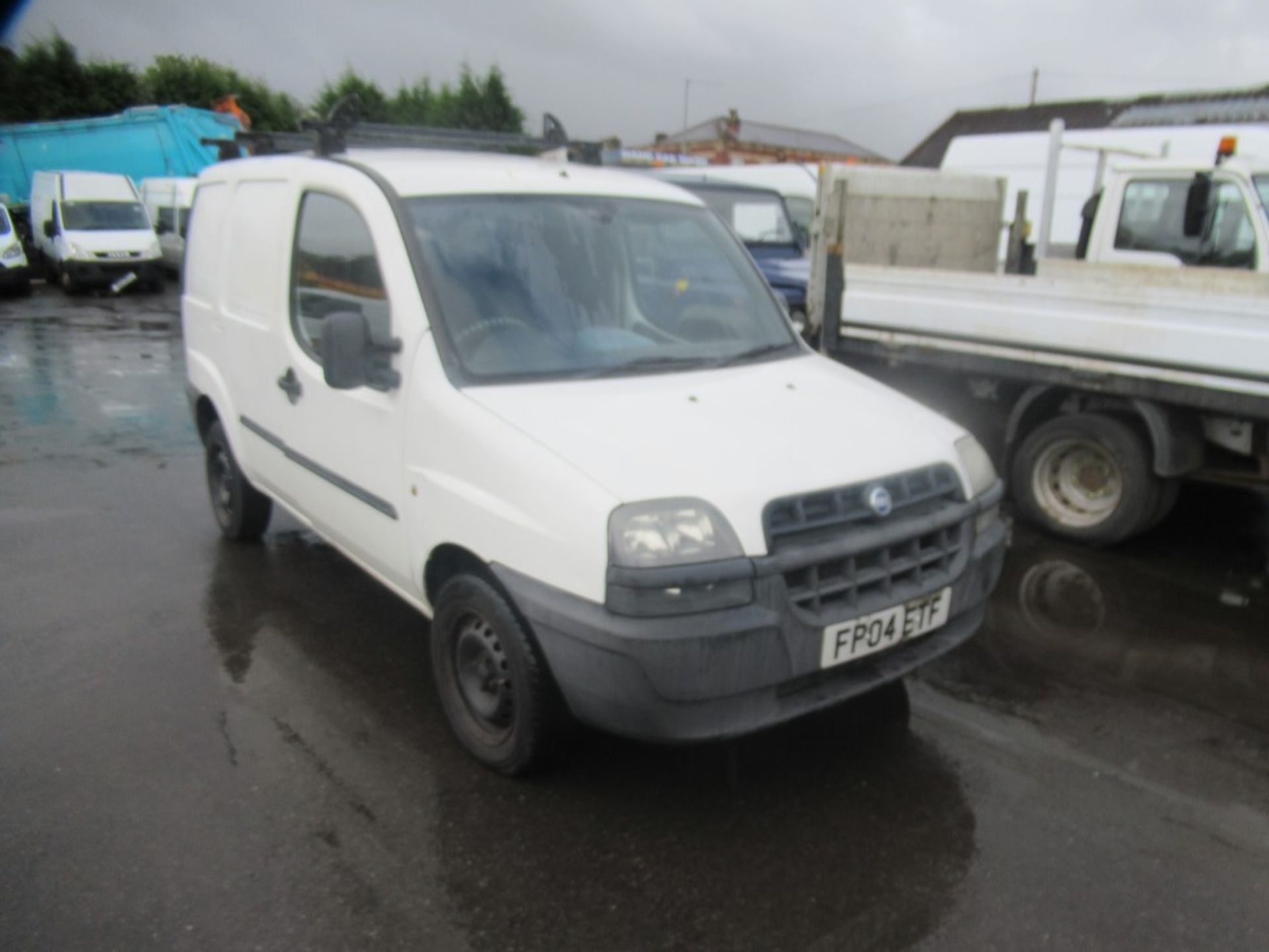 04 reg FIAT DOBLO CARGO VAN, 1ST REG 04/04, TEST 06/20, 161307M, V5 HERE, 5 FORMER KEEPERS [NO VAT]