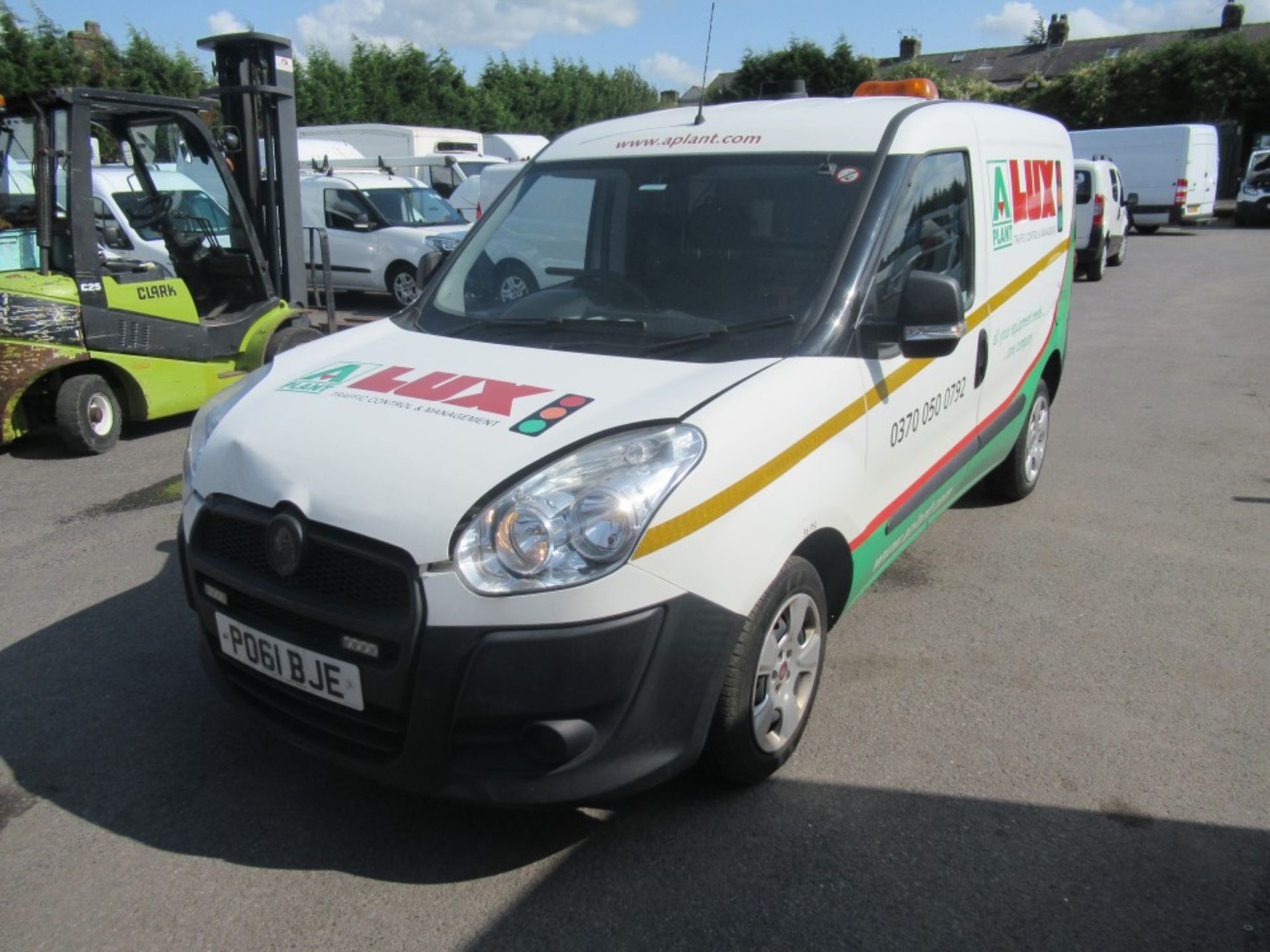 61 reg FIAT DOBLO 16V MULTIJET, 1ST REG 10/11, TEST 10/19, 107576M NOT WARRANTD, V5 HERE, 1 OWNER - Image 2 of 6