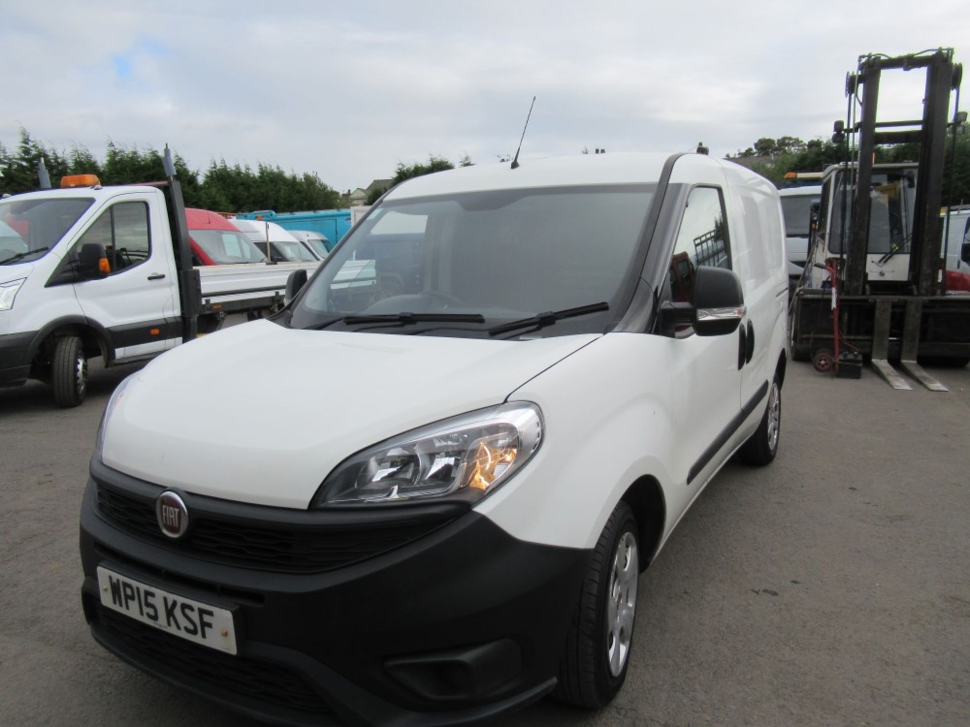 15 reg FIAT DOBLO 16V MULTIJET, 1ST REG 04/15, TEST 05/20, 58019M WARRANTED, V5 HERE, 1 OWNER FROM - Image 2 of 6