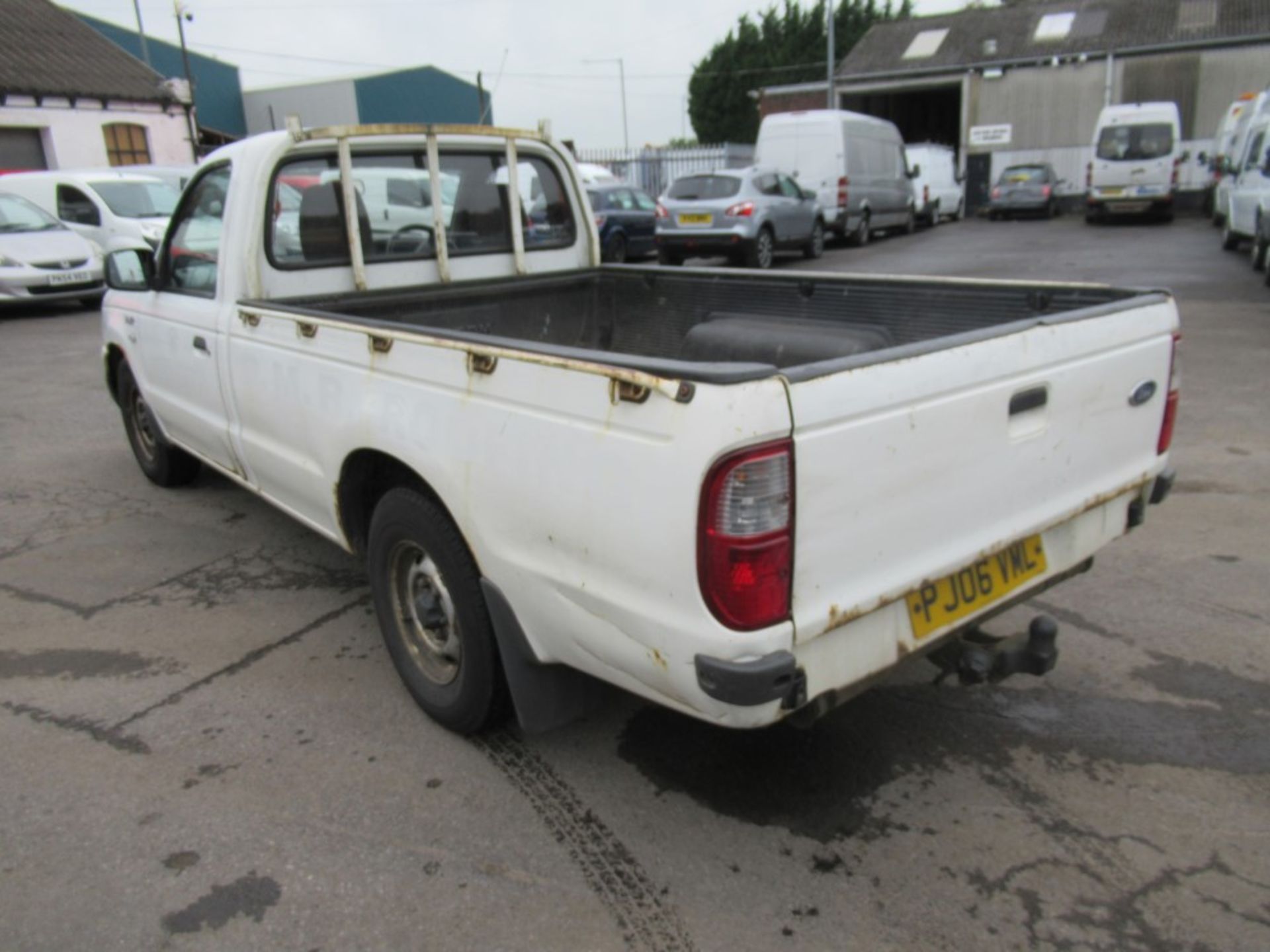 06 reg FORD RANGER 2WD PICKUP, 1ST REG 07/06, TEST 03/20, 169236M WARRANTED, V5 HERE, 1 FORMER - Image 3 of 5